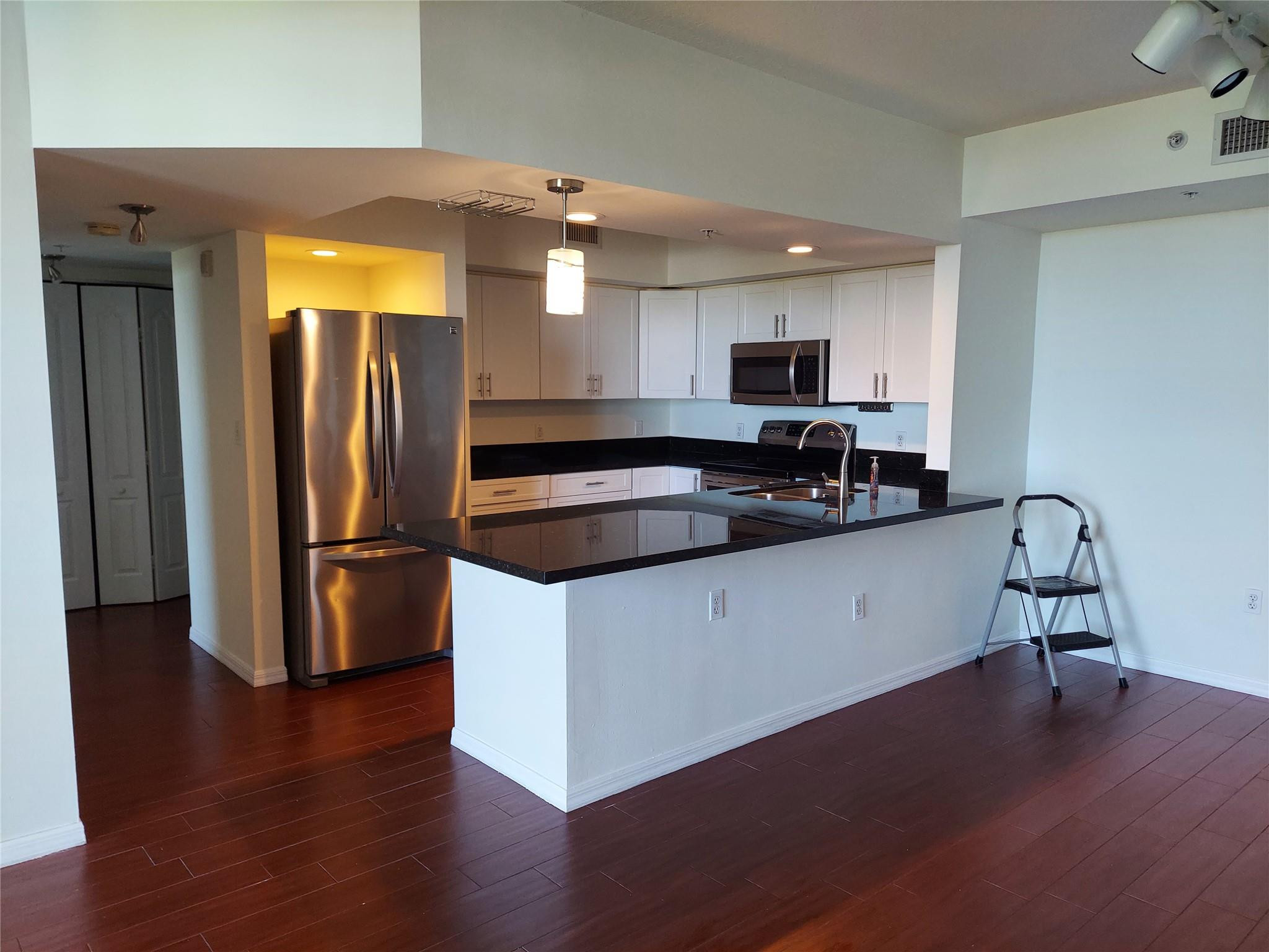 110 N Federal #818, Fort Lauderdale FL 33301