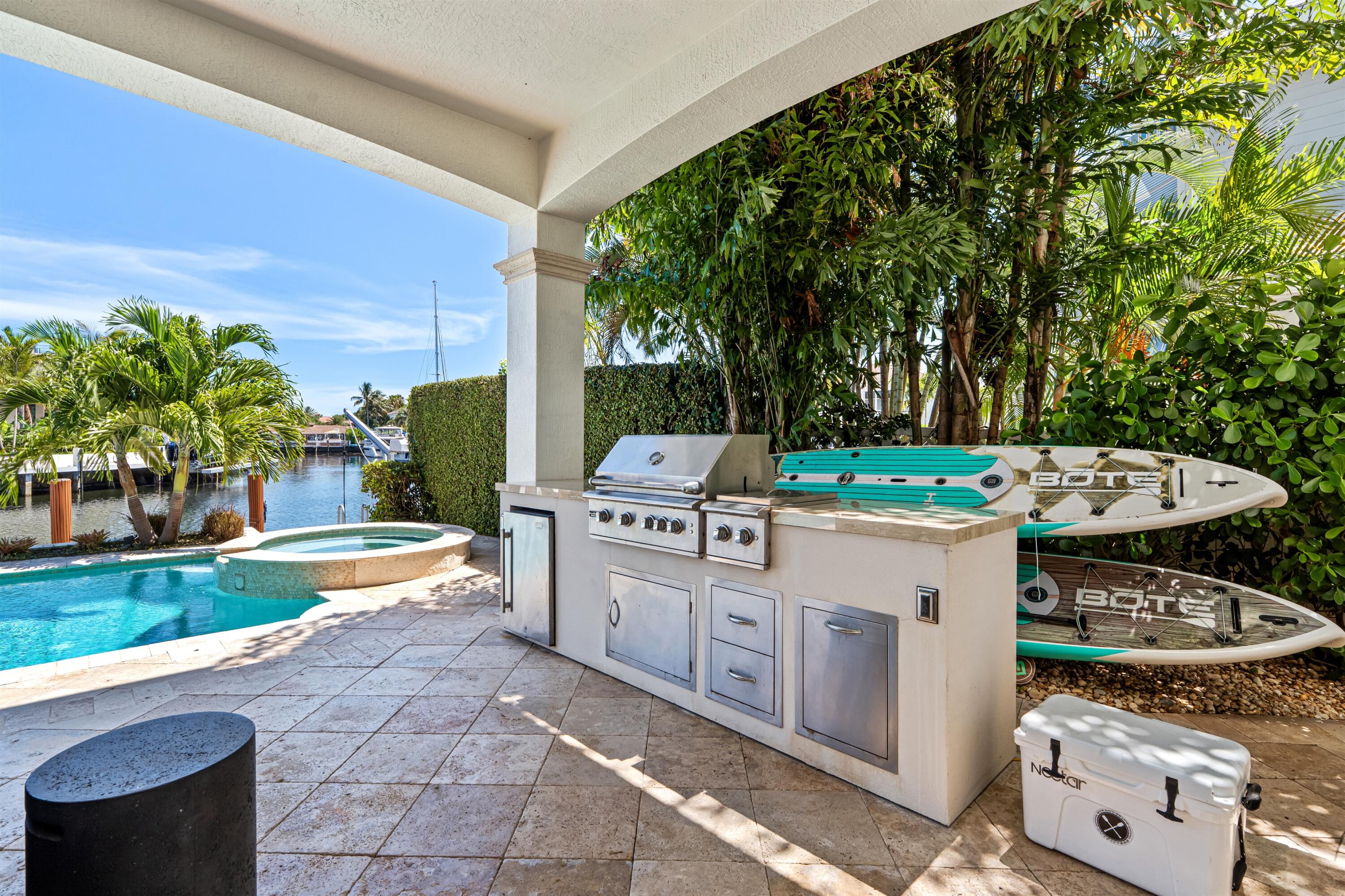 2320 NE 34th, Lighthouse Point FL 33064