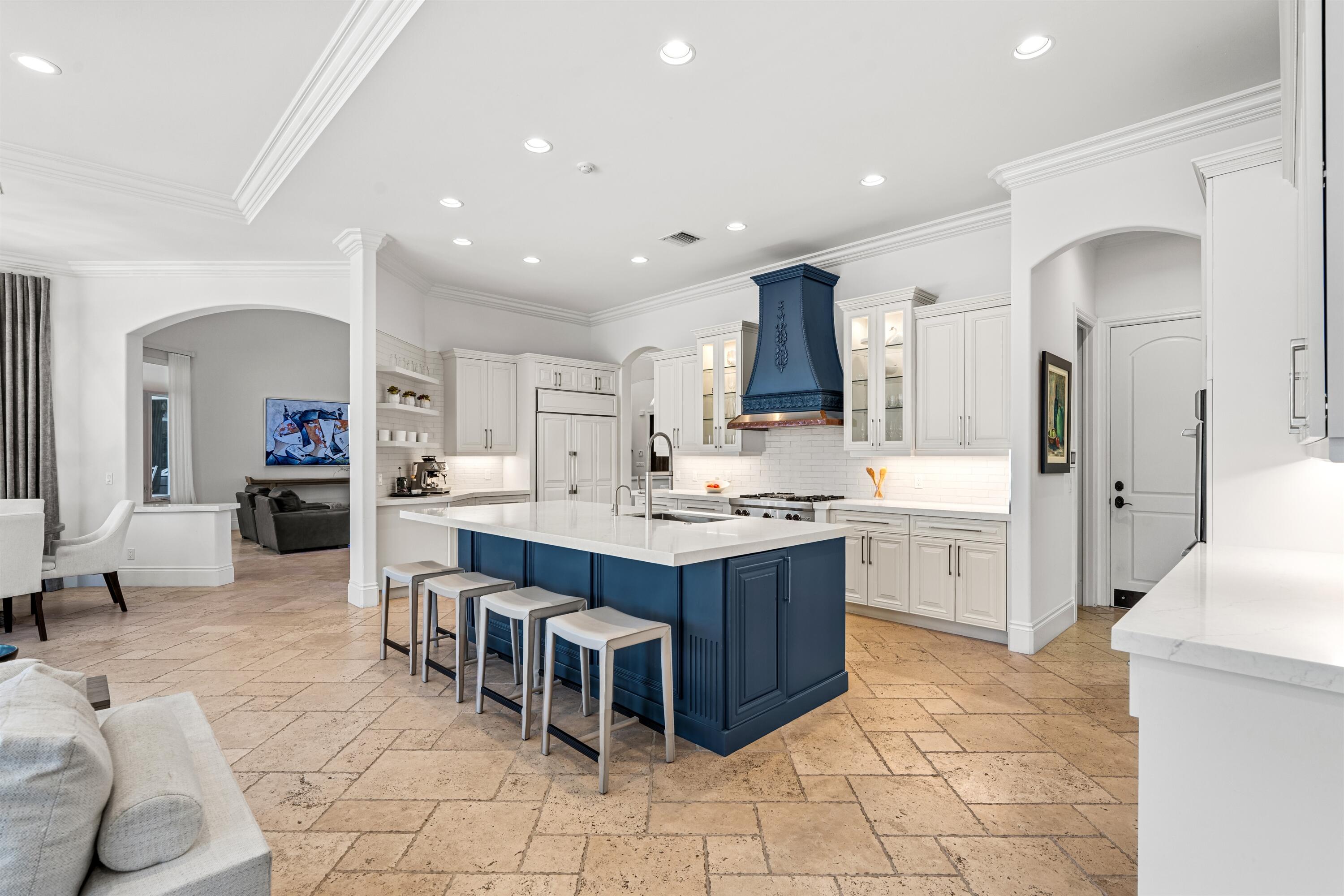 2320 NE 34th, Lighthouse Point FL 33064
