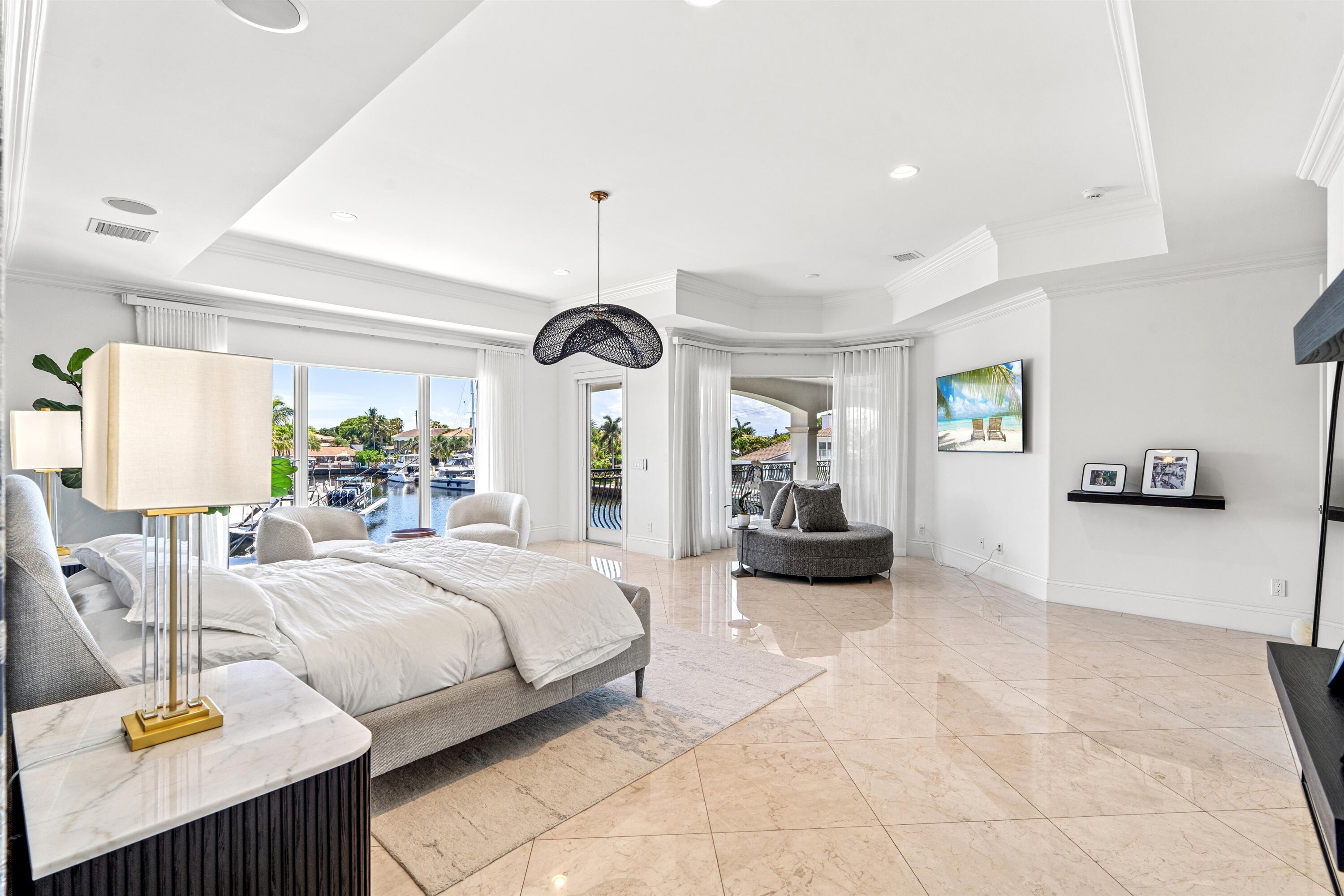 2320 NE 34th, Lighthouse Point FL 33064