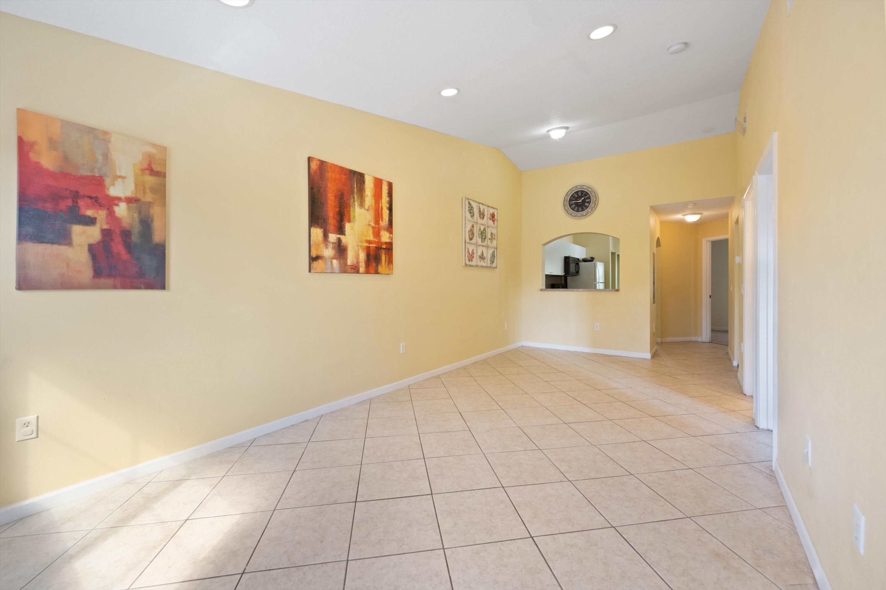 3504 Briar Bay #202, West Palm Beach FL 33411
