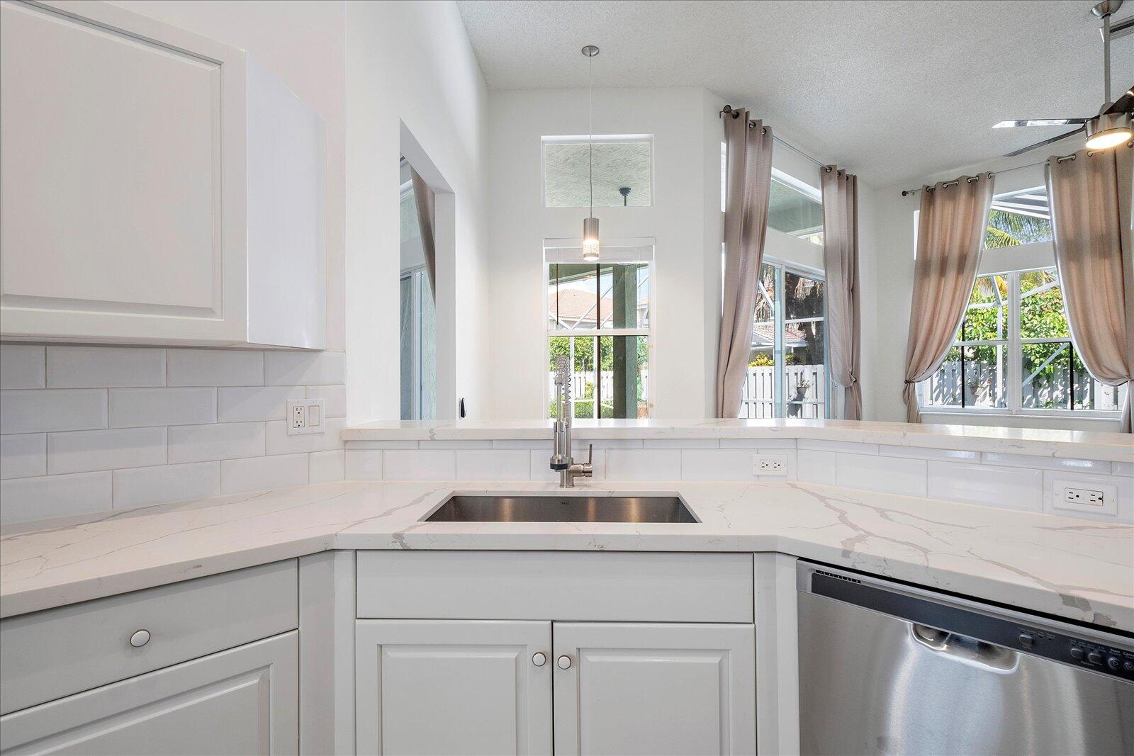 970 Greenwood, Weston FL 33327