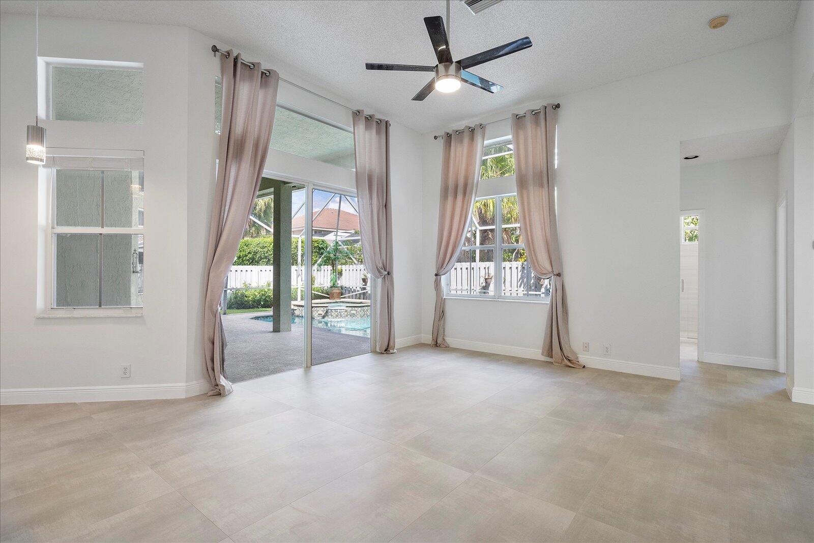 970 Greenwood, Weston FL 33327