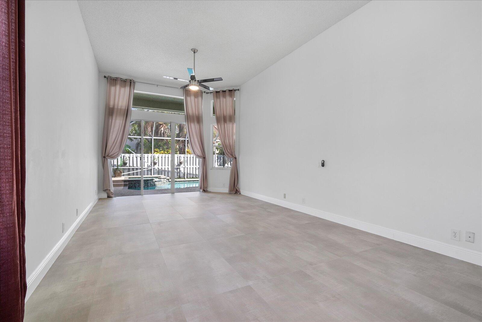 970 Greenwood, Weston FL 33327