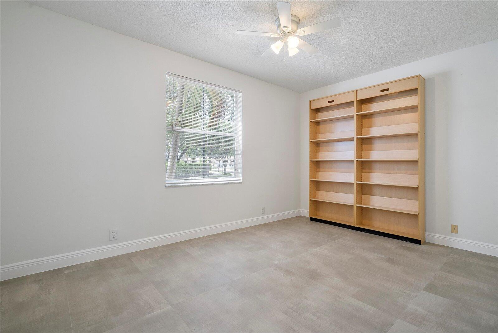 970 Greenwood, Weston FL 33327