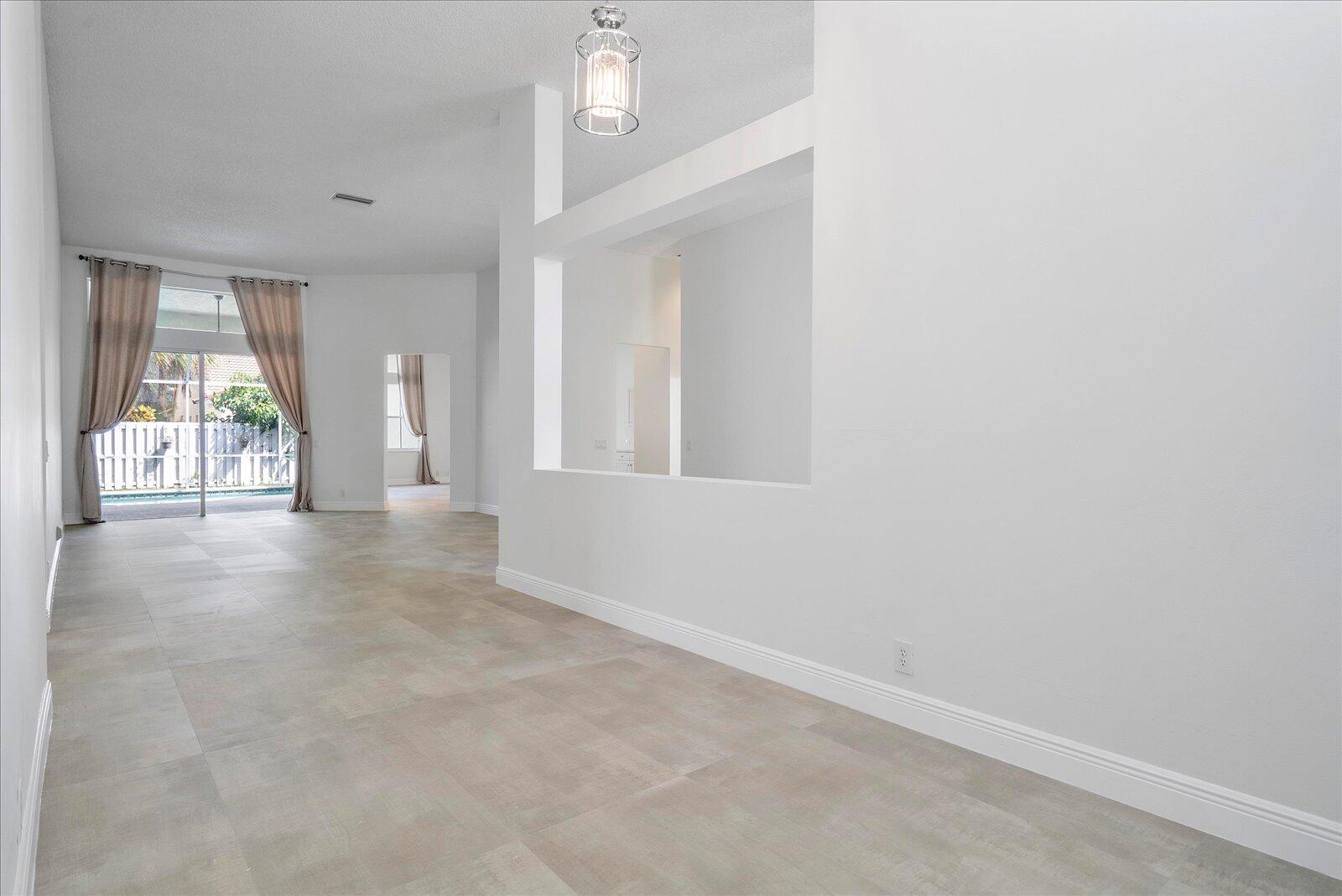 970 Greenwood, Weston FL 33327