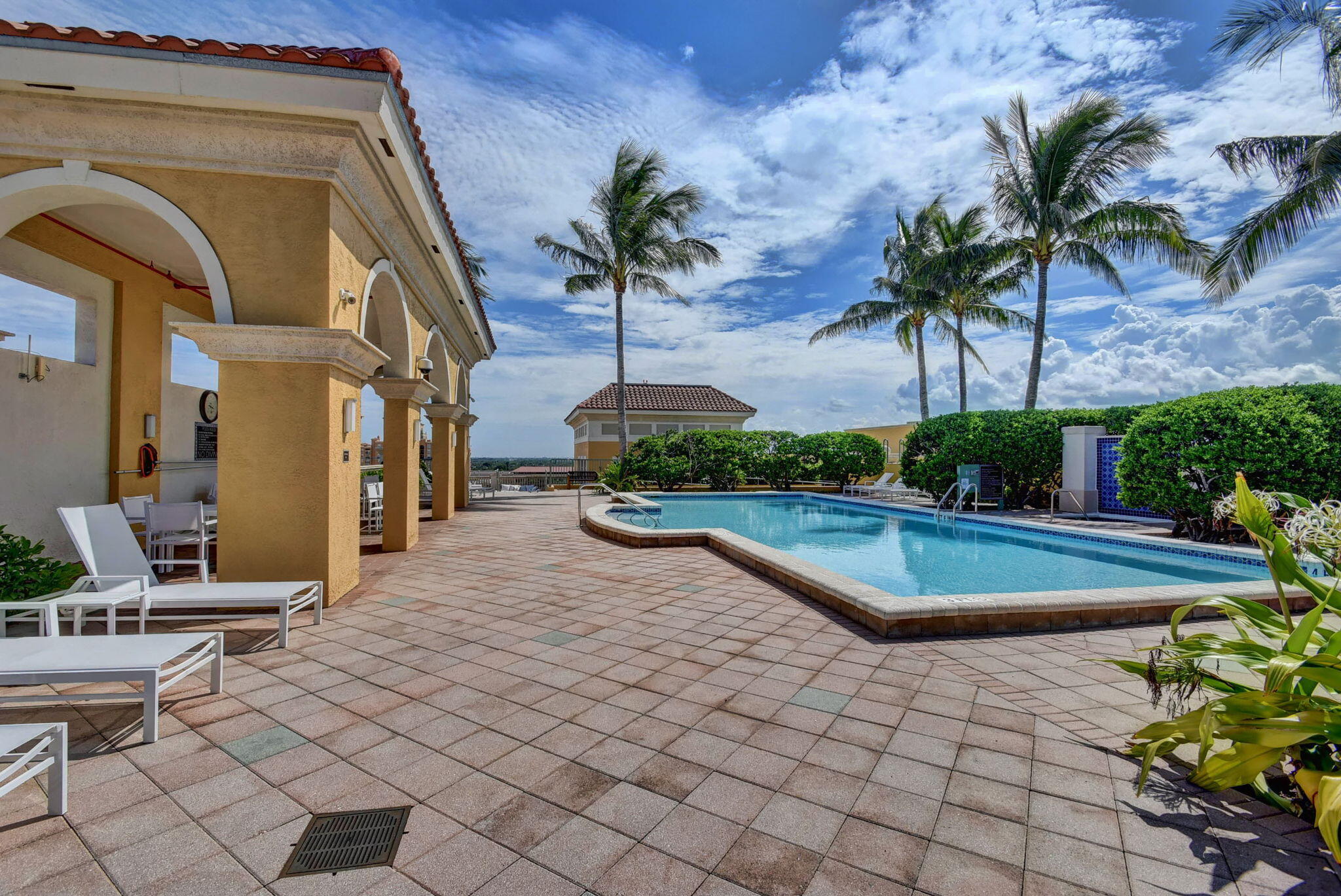 403 S Sapodilla #502, West Palm Beach FL 33401