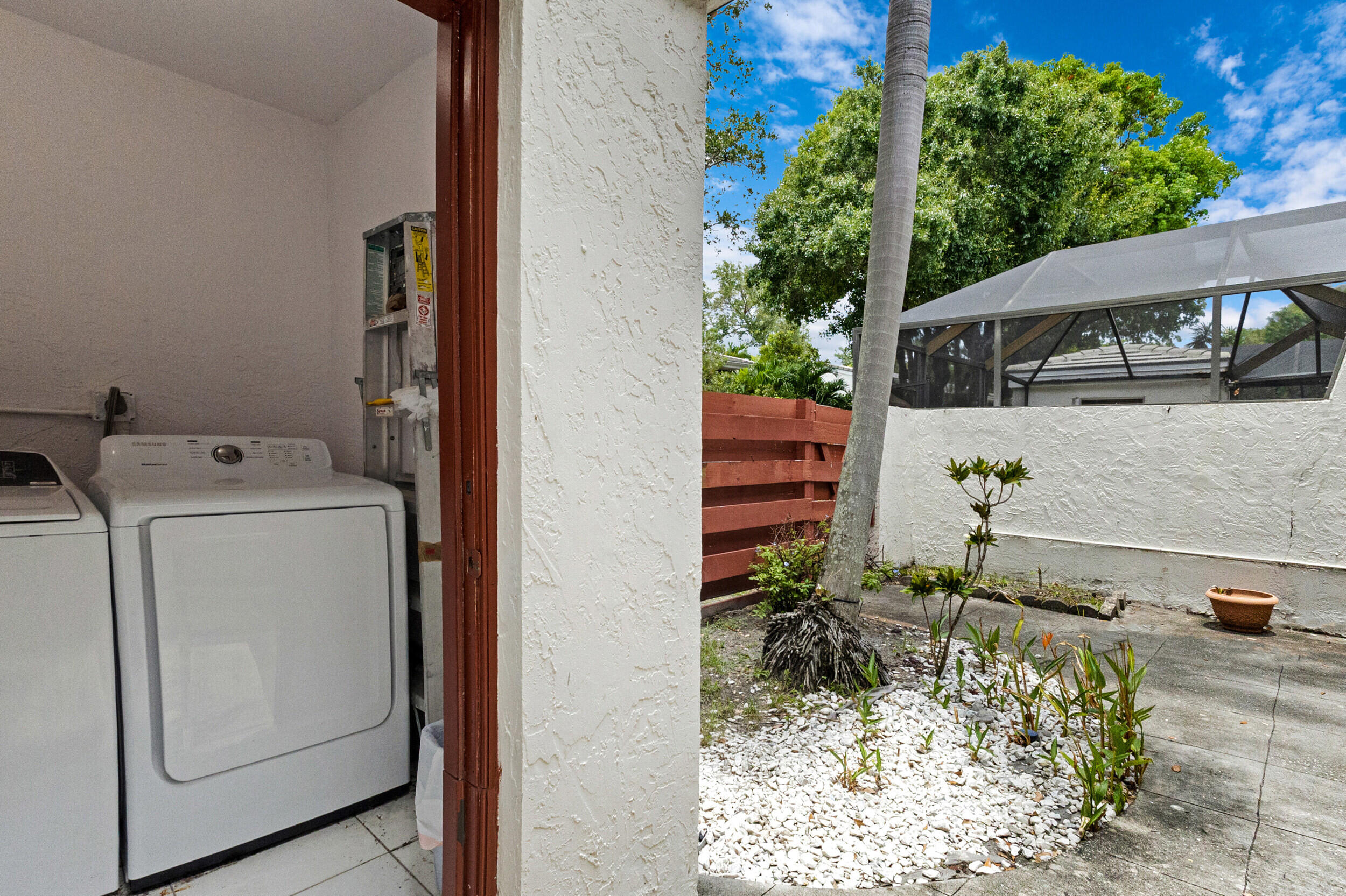 3015 Oaktree #Unit 277, Hollywood FL 33021