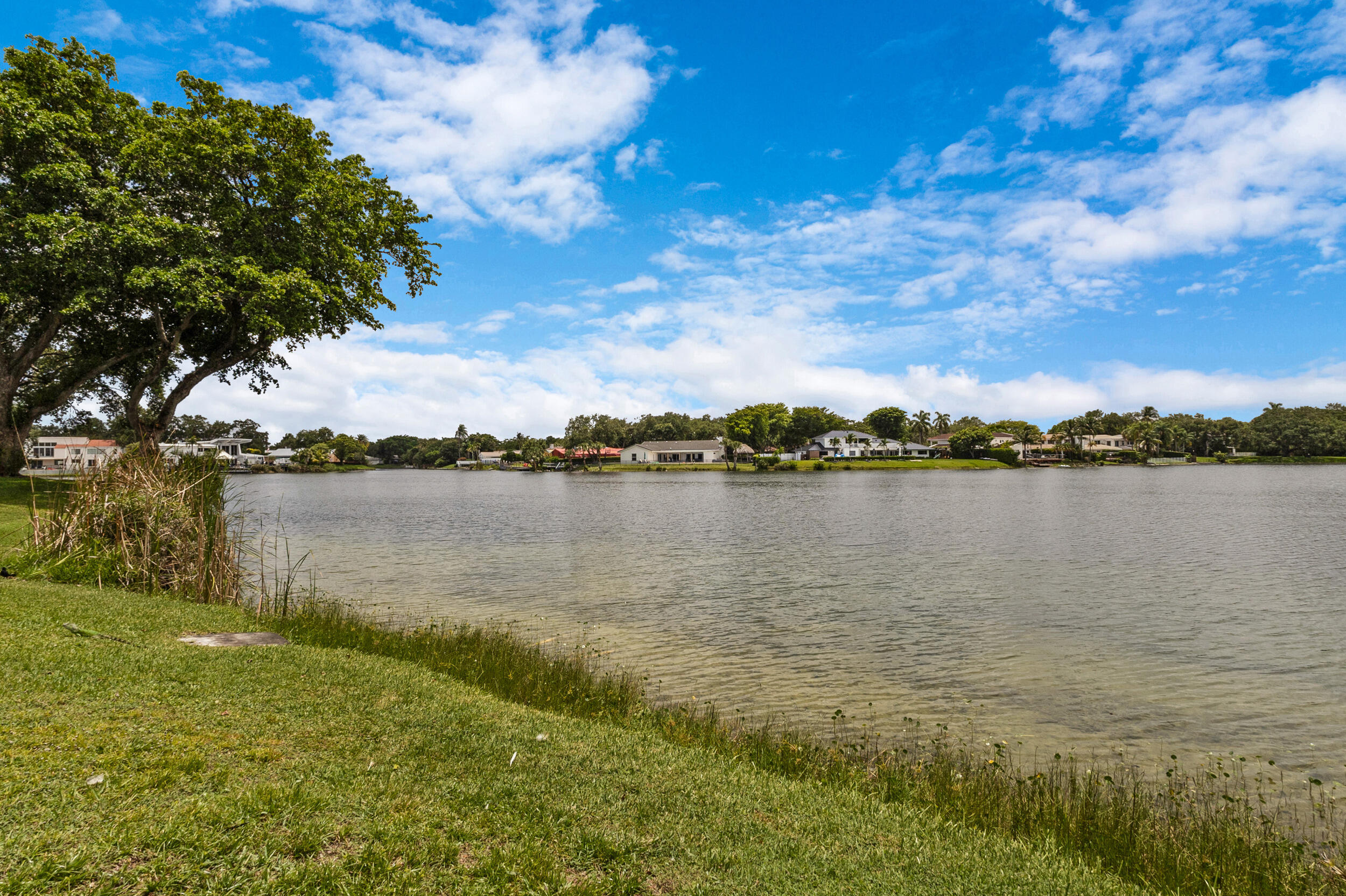 3015 Oaktree #Unit 277, Hollywood FL 33021