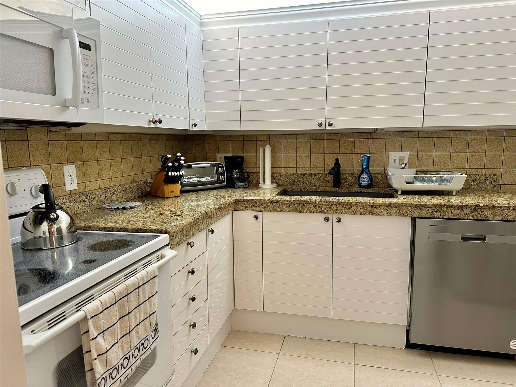 6449 Bay Club #3, Fort Lauderdale FL 33308