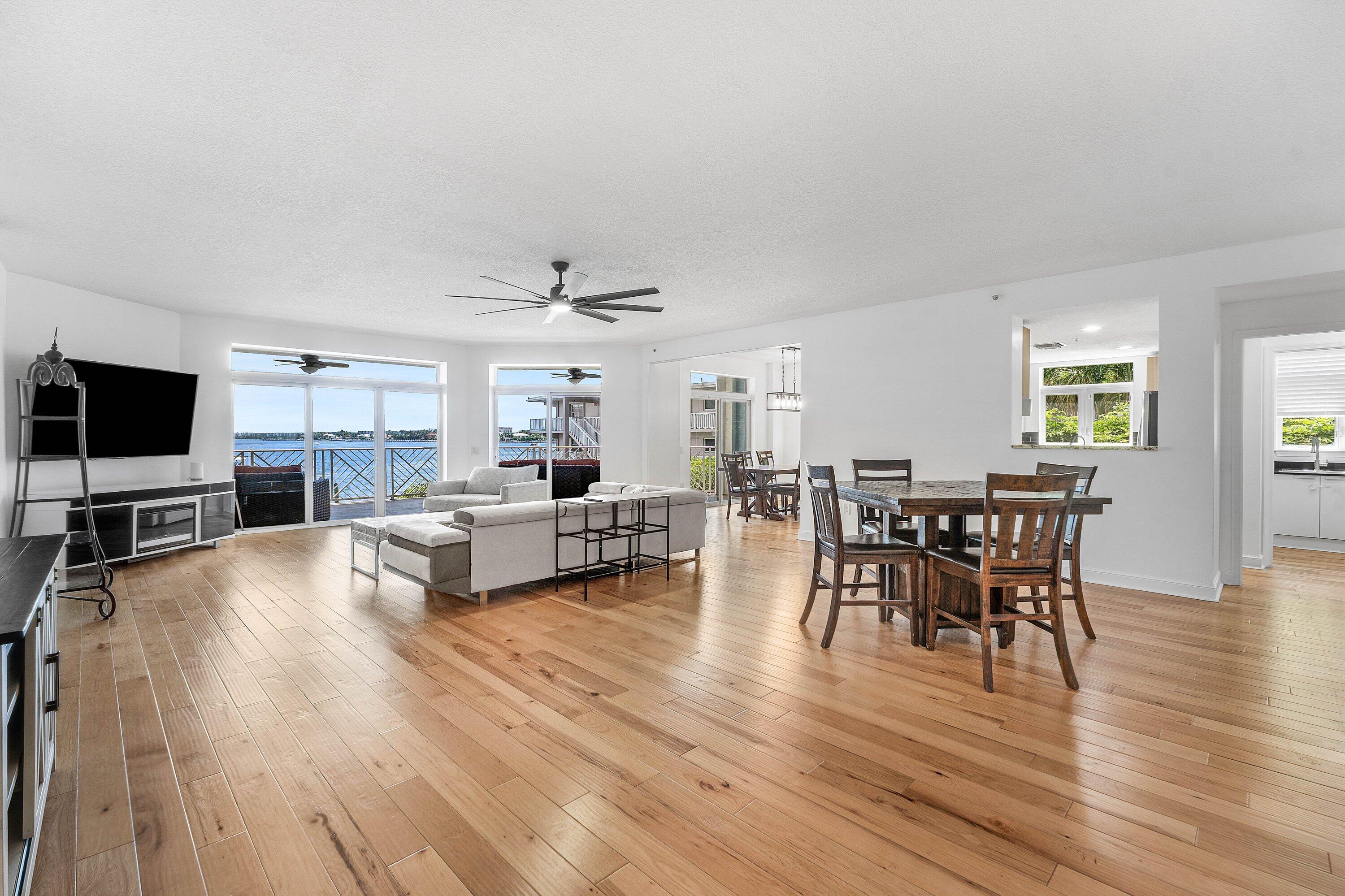 309 E Ocean #103, Lantana FL 33462