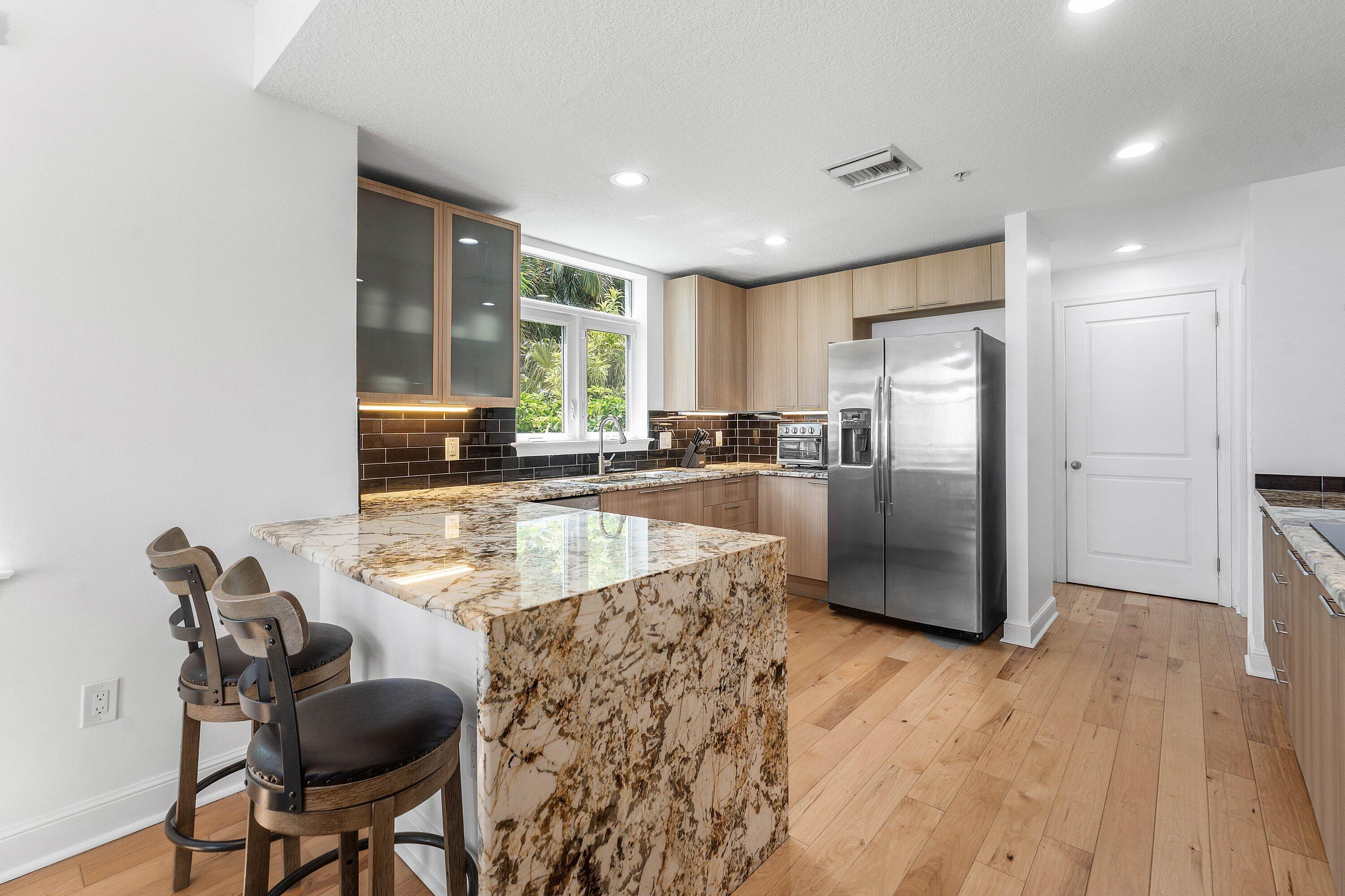 309 E Ocean #103, Lantana FL 33462