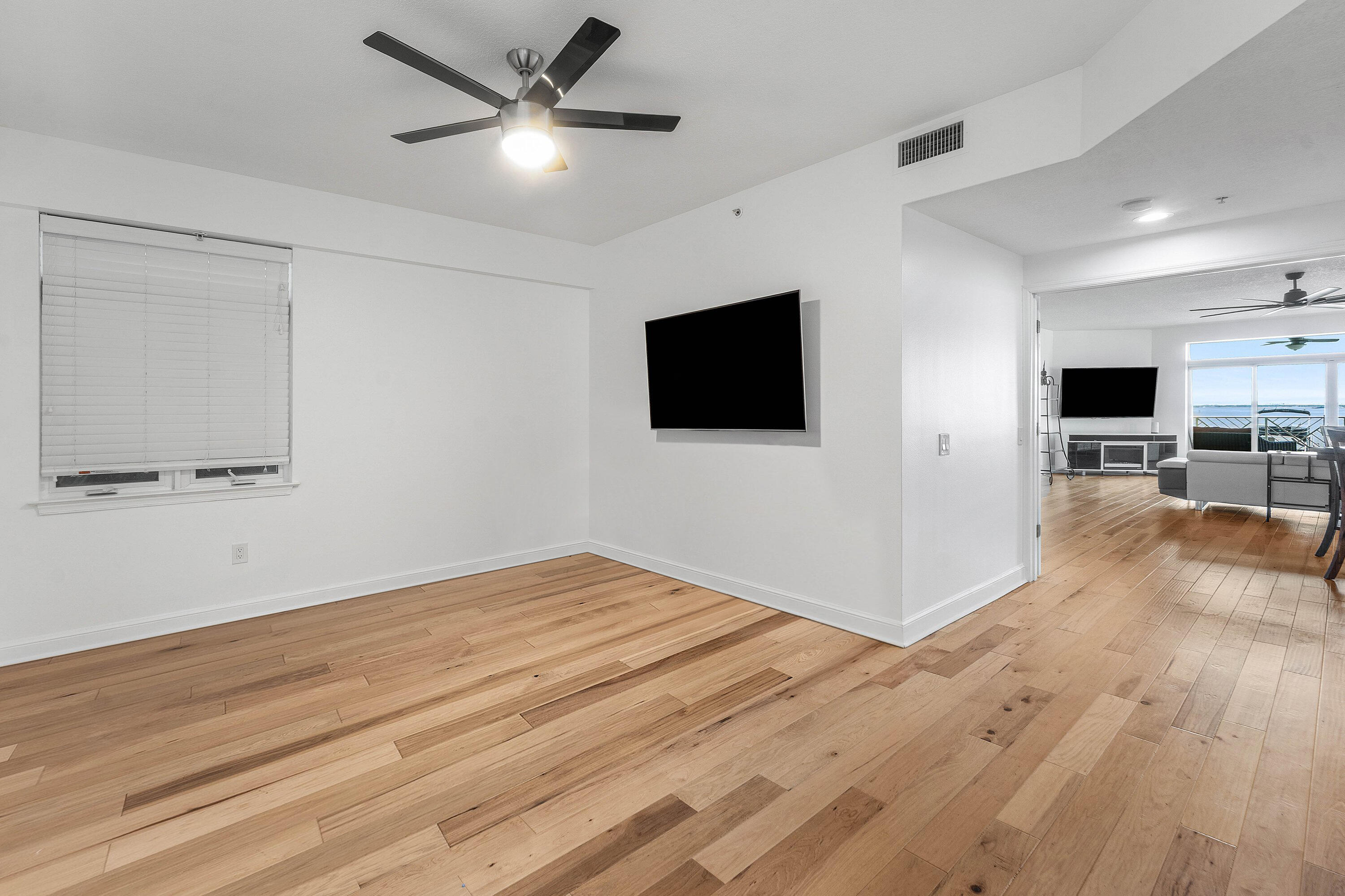 309 E Ocean #103, Lantana FL 33462