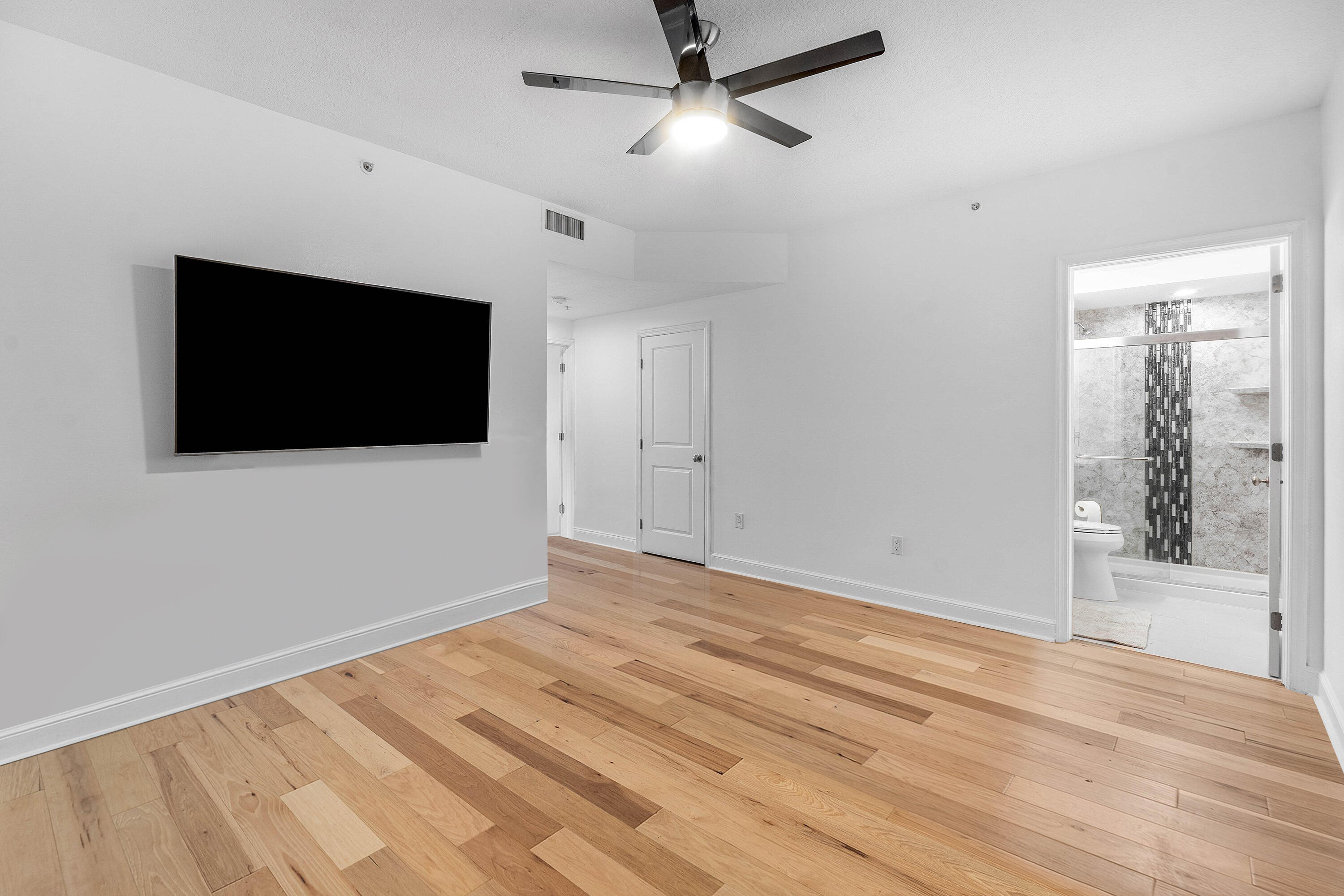 309 E Ocean #103, Lantana FL 33462