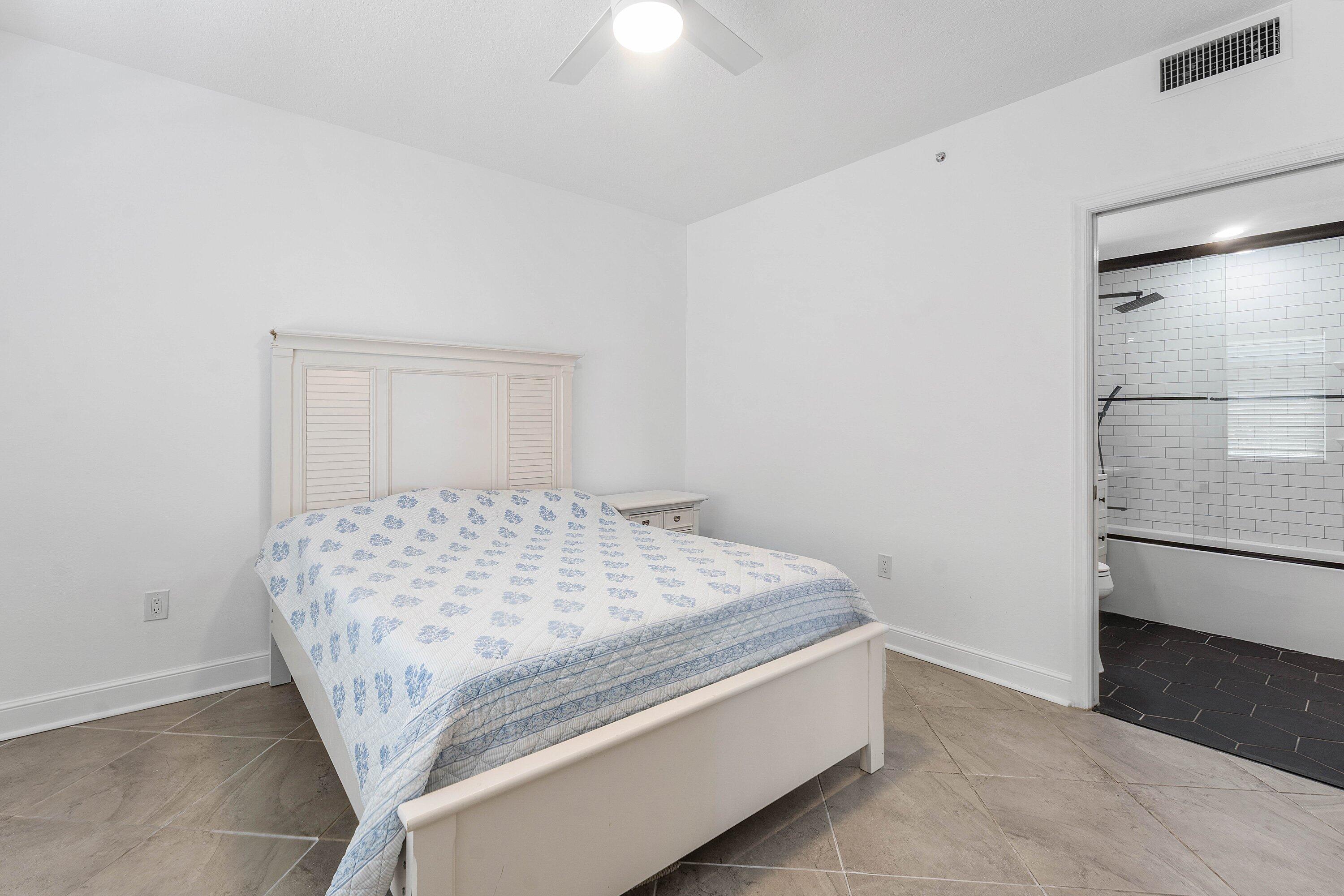 309 E Ocean #103, Lantana FL 33462