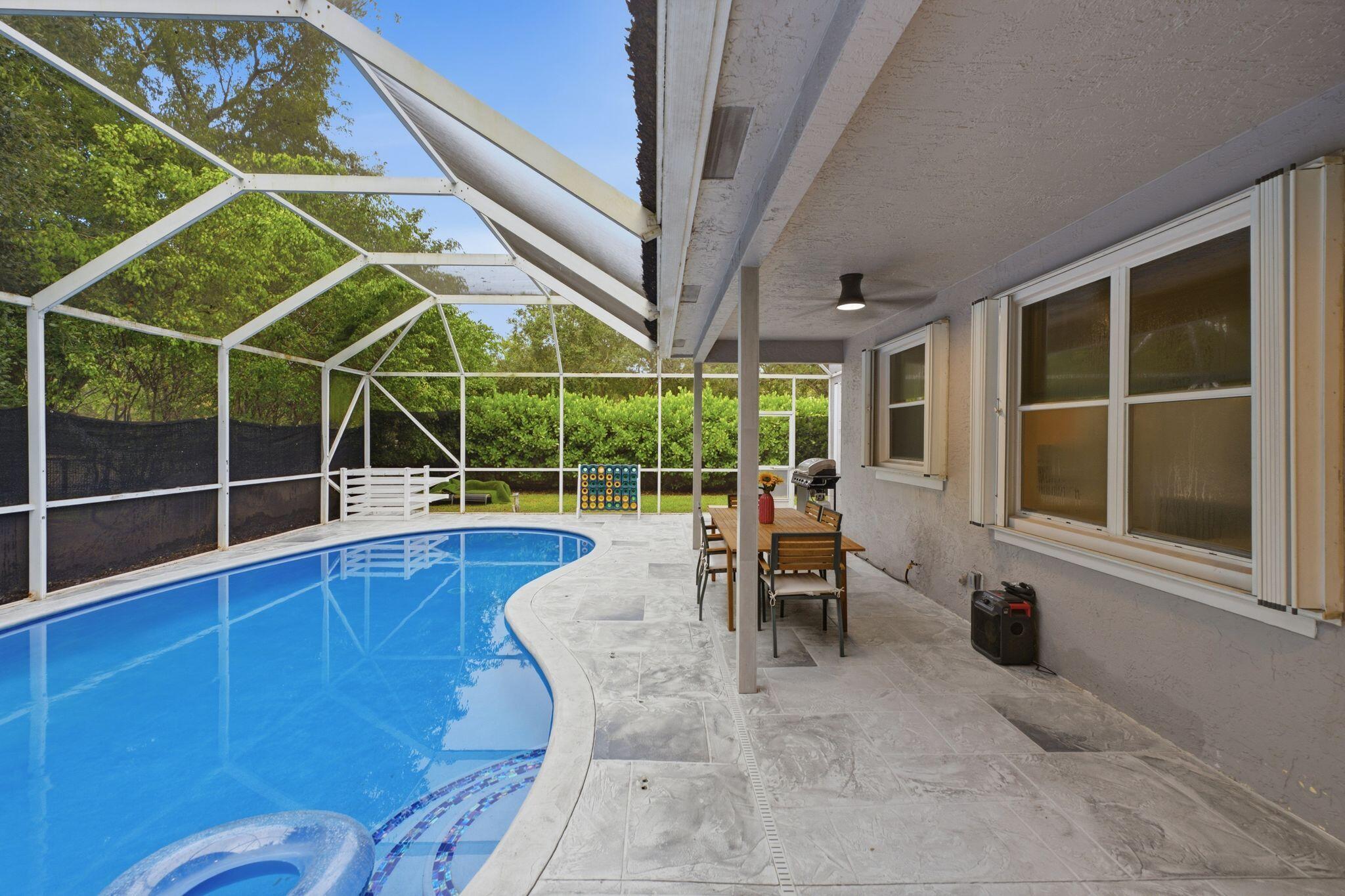 12172 Glenmore, Coral Springs FL 33071