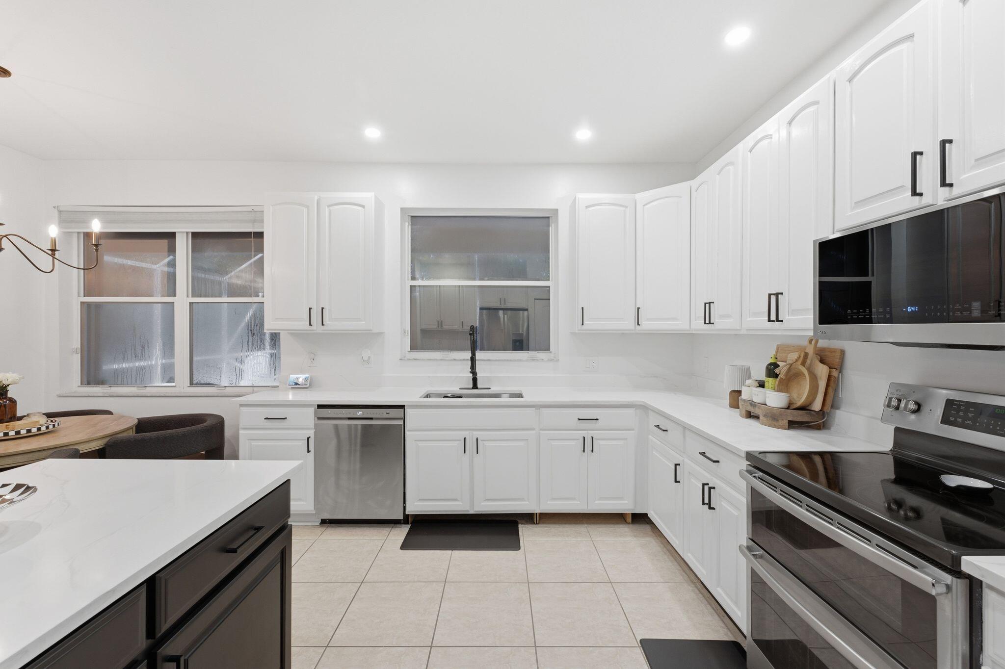12172 Glenmore, Coral Springs FL 33071