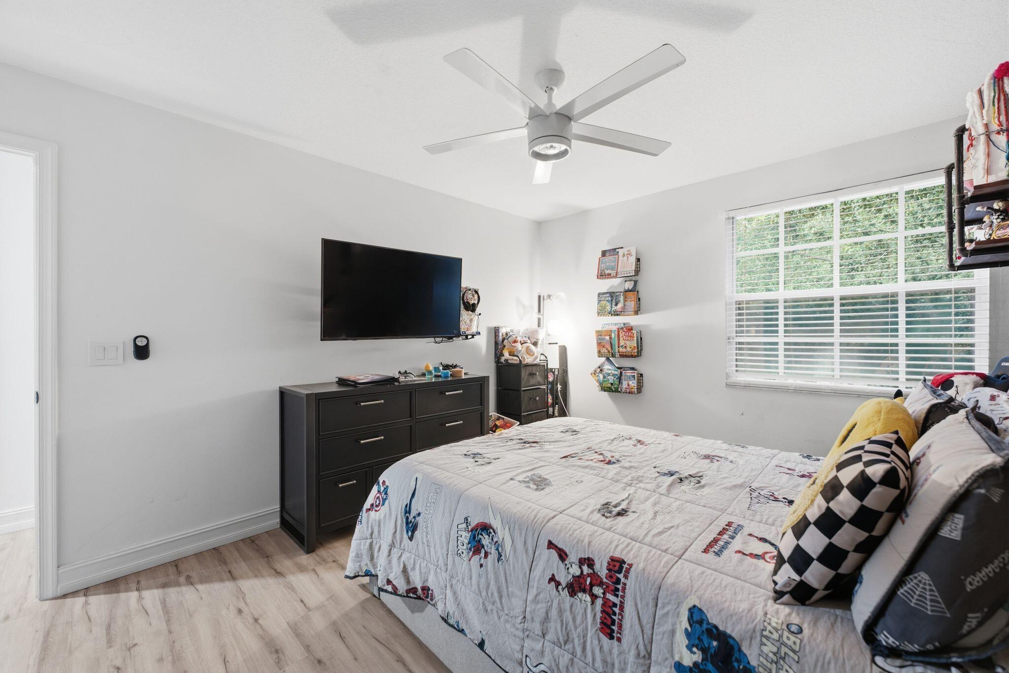 12172 Glenmore, Coral Springs FL 33071