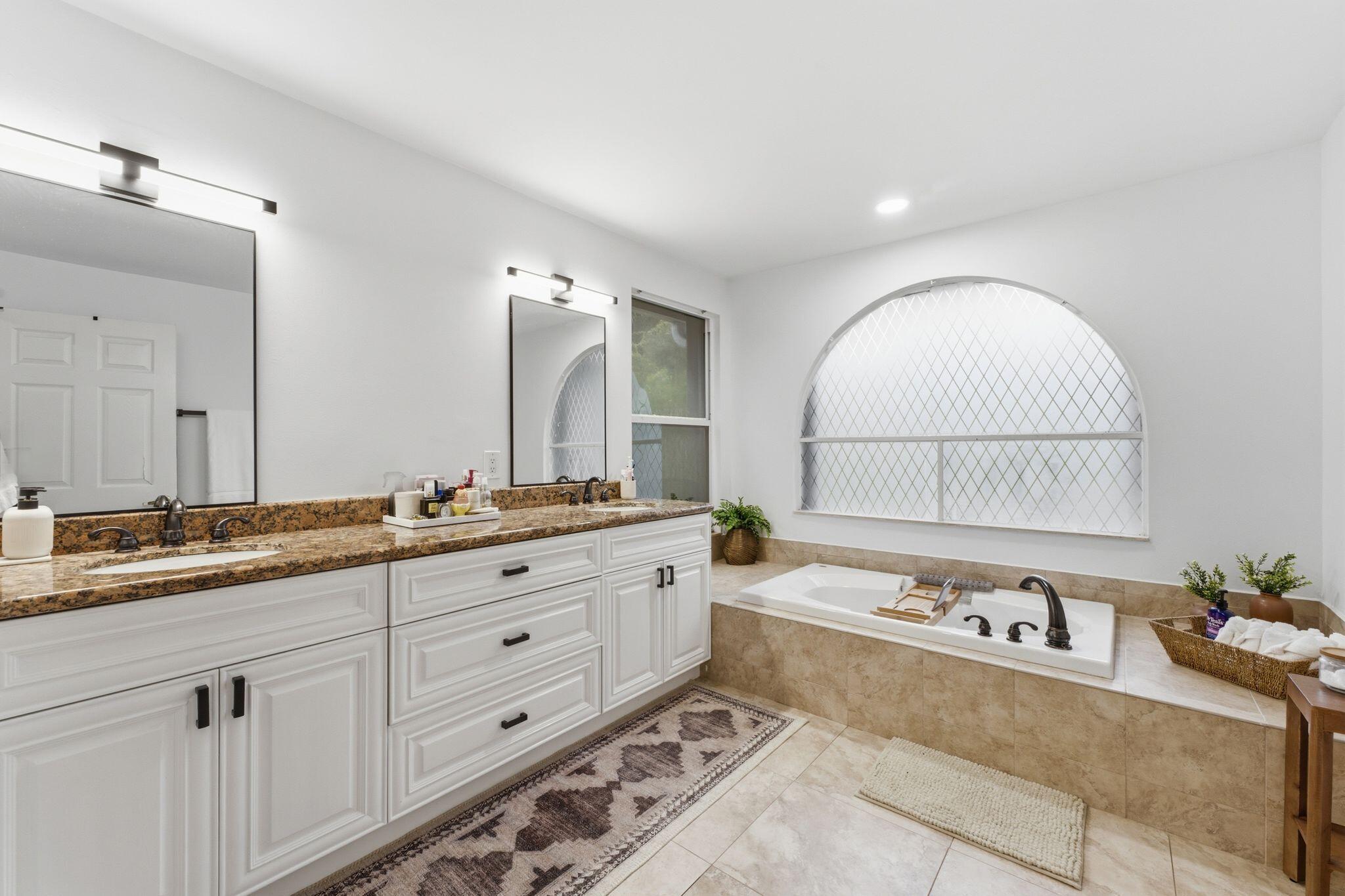 12172 Glenmore, Coral Springs FL 33071