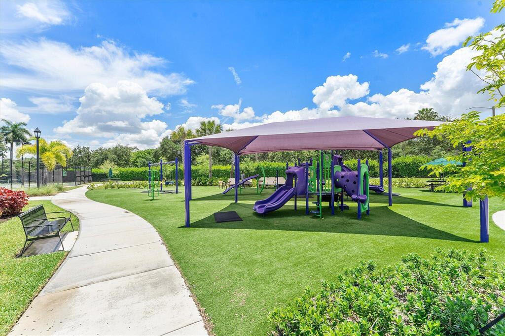 12172 Glenmore, Coral Springs FL 33071