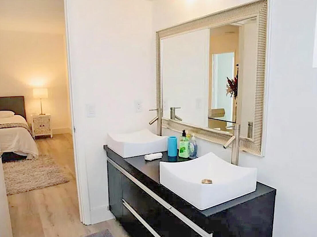 1919 Sunrise Key, Fort Lauderdale FL 33304