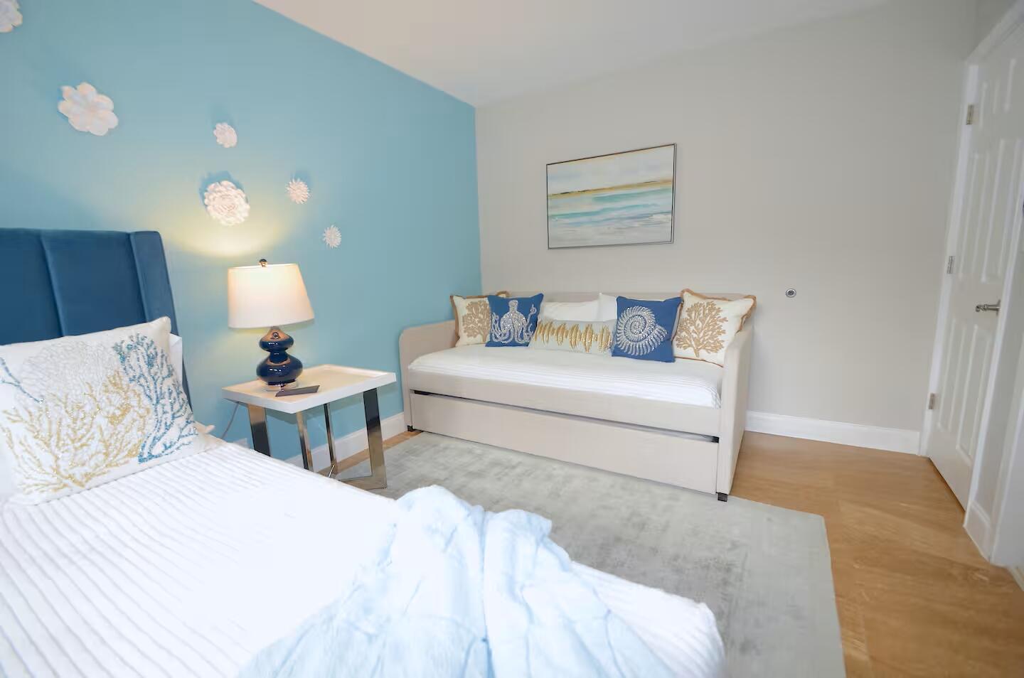 2060 Coco Palm, Lauderdale By The Sea FL 33062