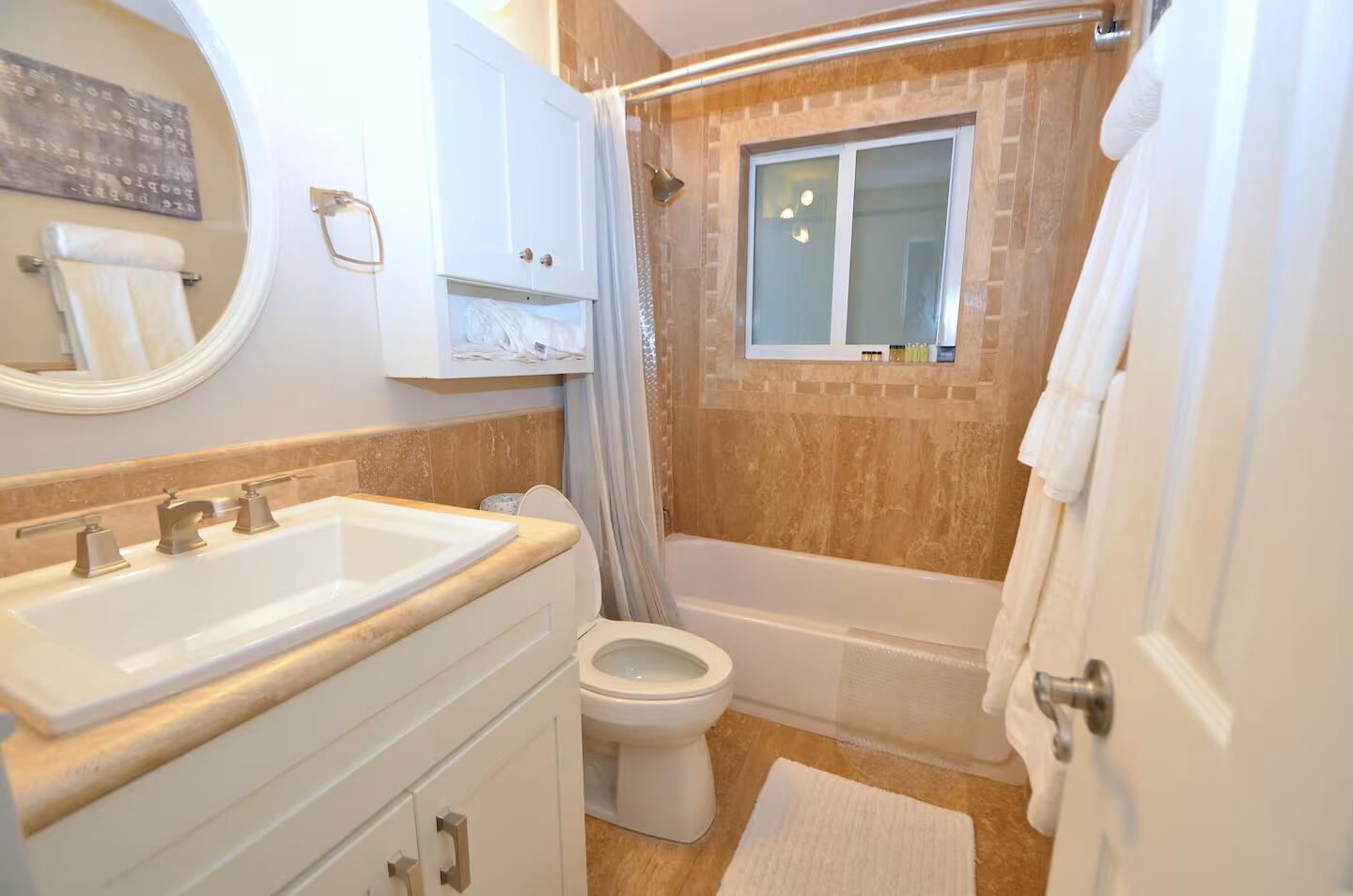 2060 Coco Palm, Lauderdale By The Sea FL 33062