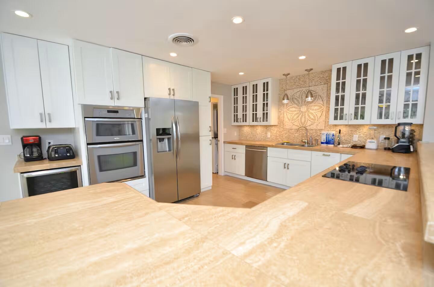 2060 Coco Palm, Lauderdale By The Sea FL 33062