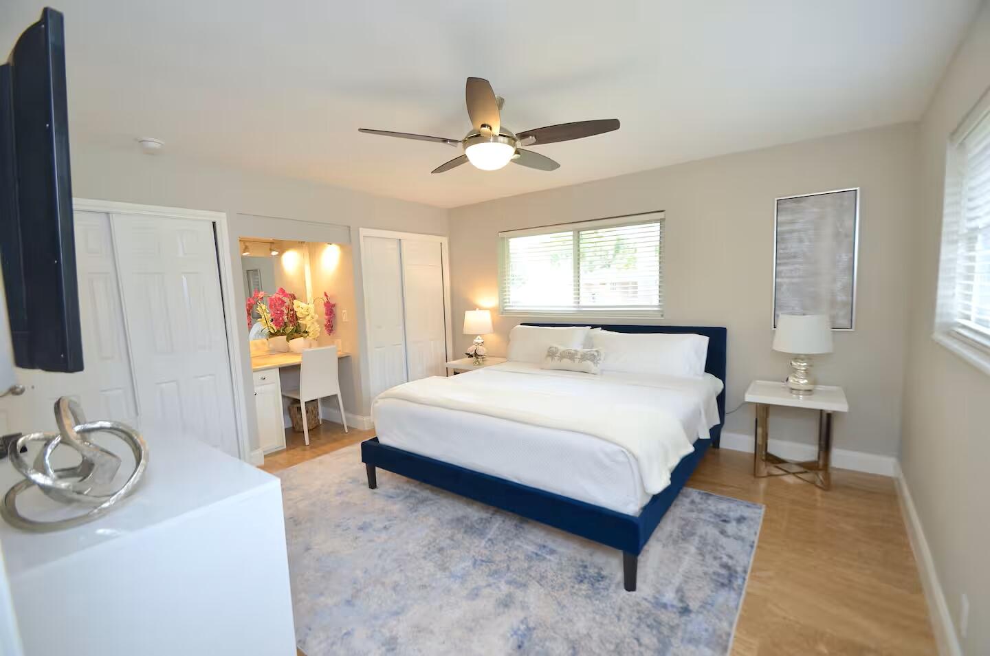 2060 Coco Palm, Lauderdale By The Sea FL 33062