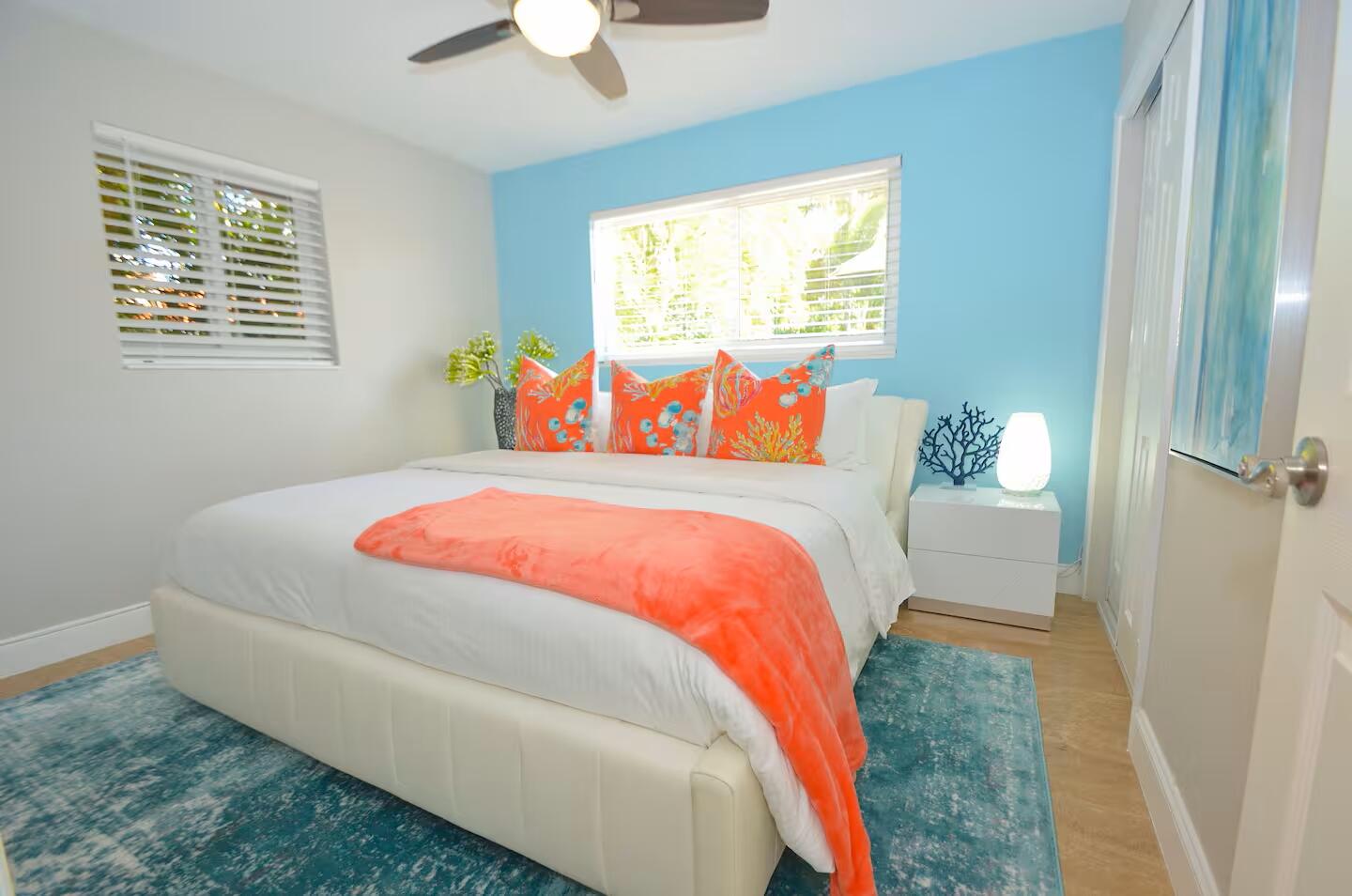 2060 Coco Palm, Lauderdale By The Sea FL 33062