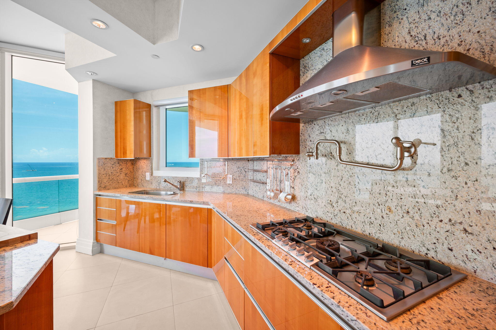 16051 Collins #1902, Sunny Isles Beach FL 33160