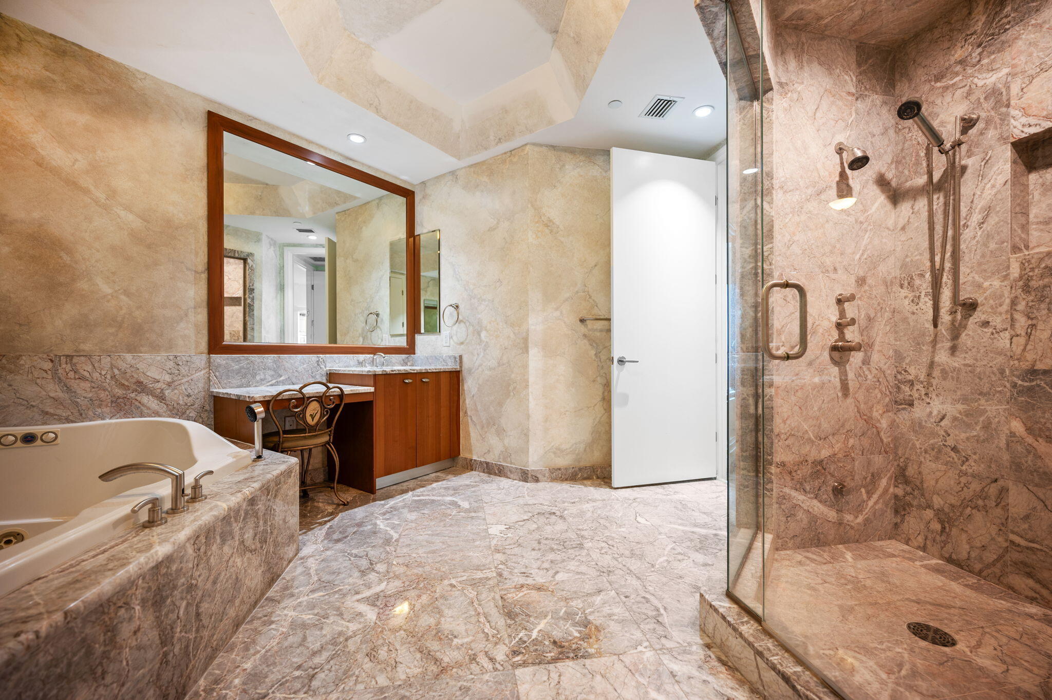 16051 Collins #1902, Sunny Isles Beach FL 33160