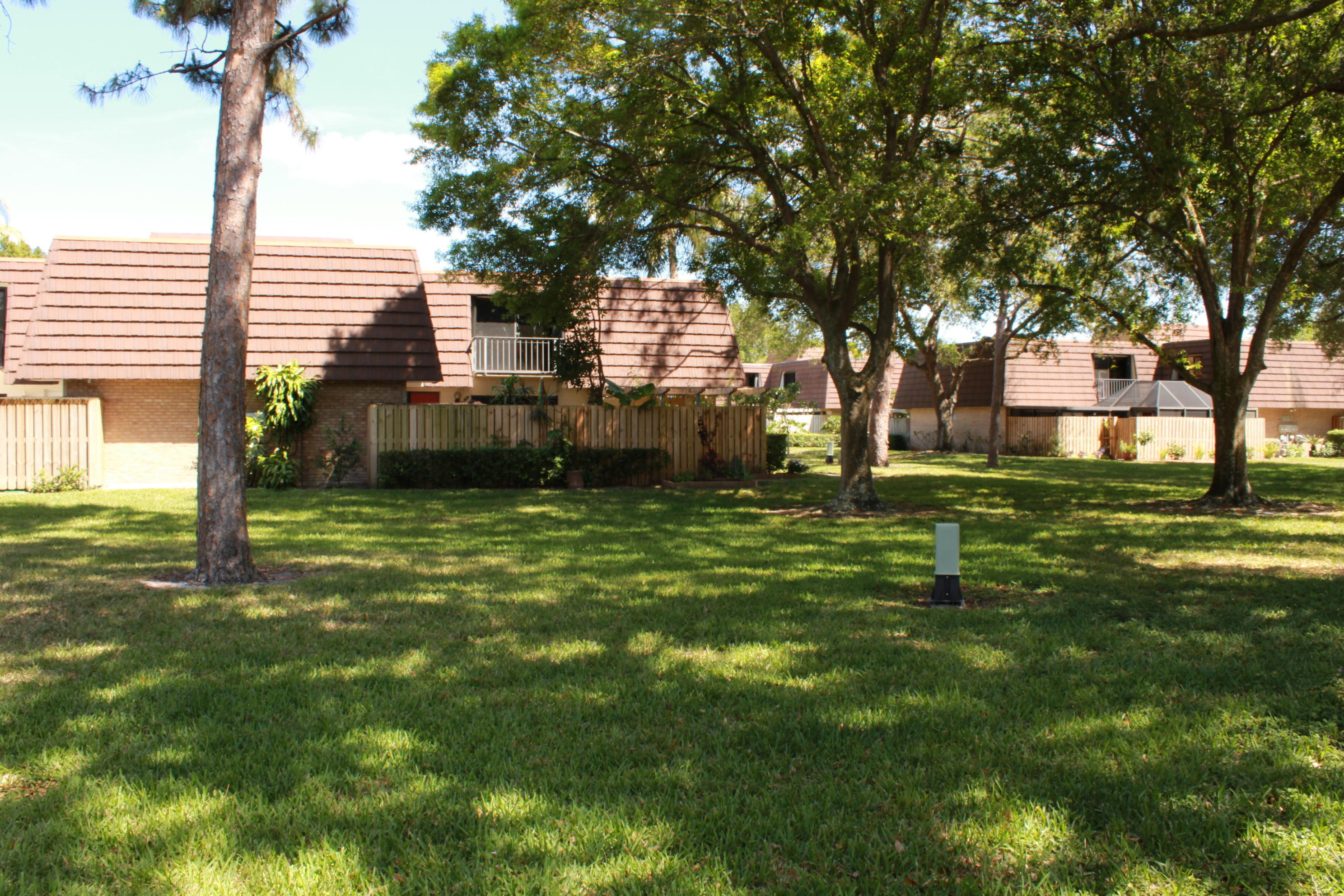 716 7th, Palm Beach Gardens FL 33418