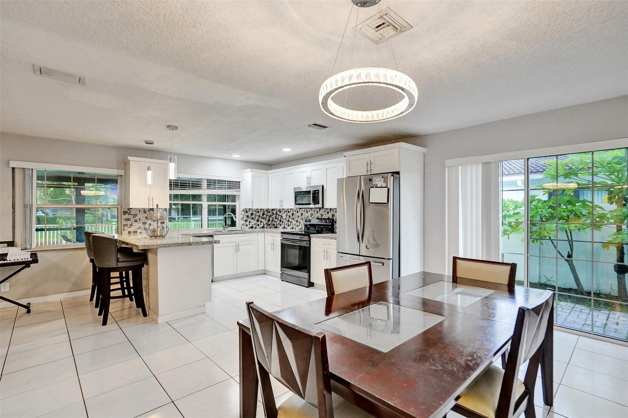 7008 NW 81st, Tamarac FL 33321