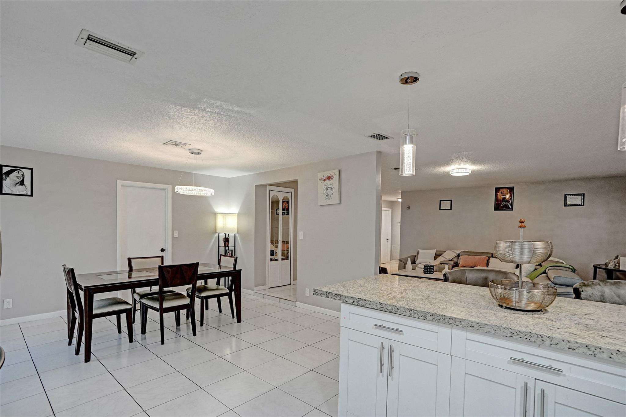 7008 NW 81st, Tamarac FL 33321