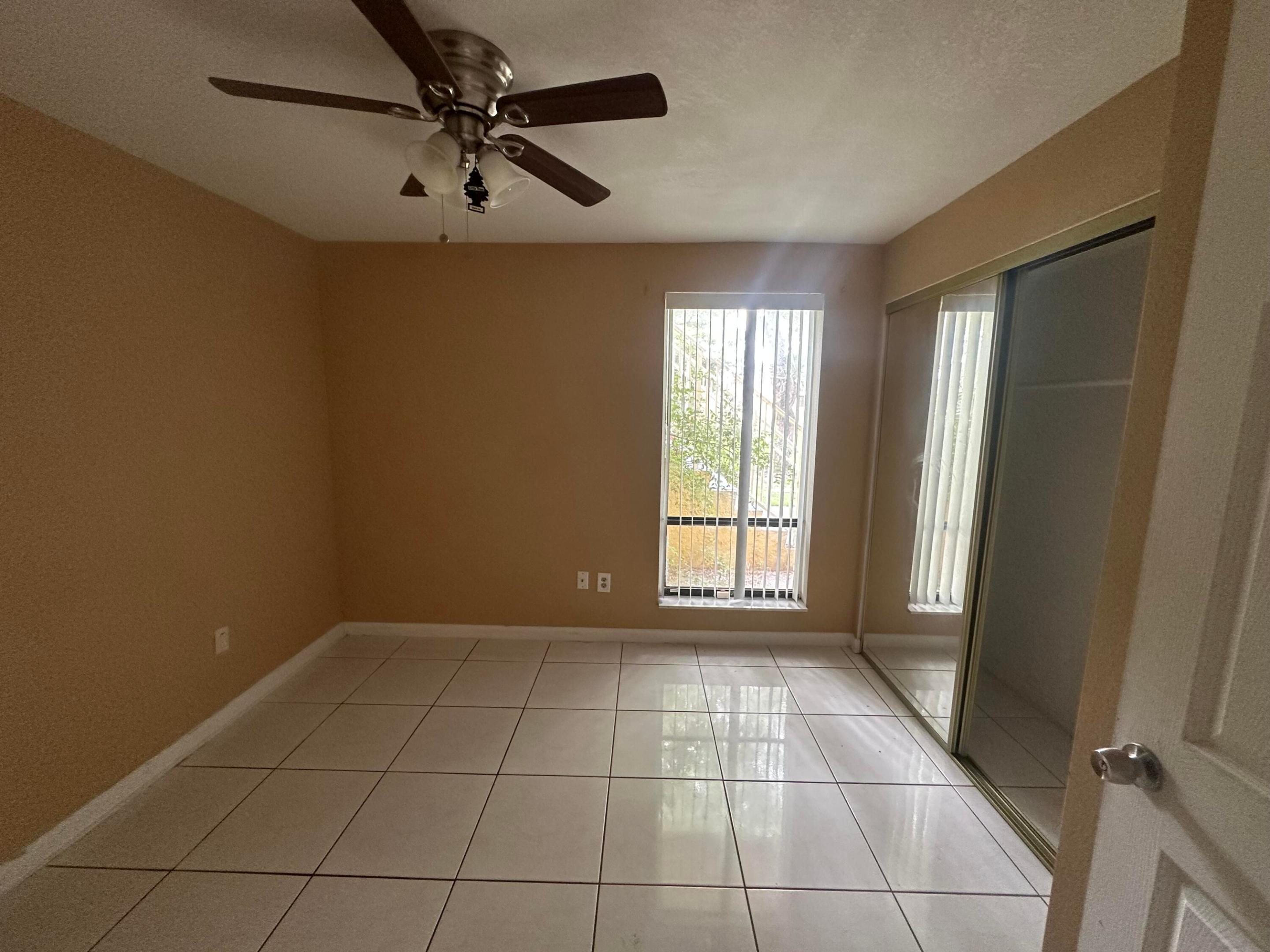 410 NW 214th #105, Miami Gardens FL 33169