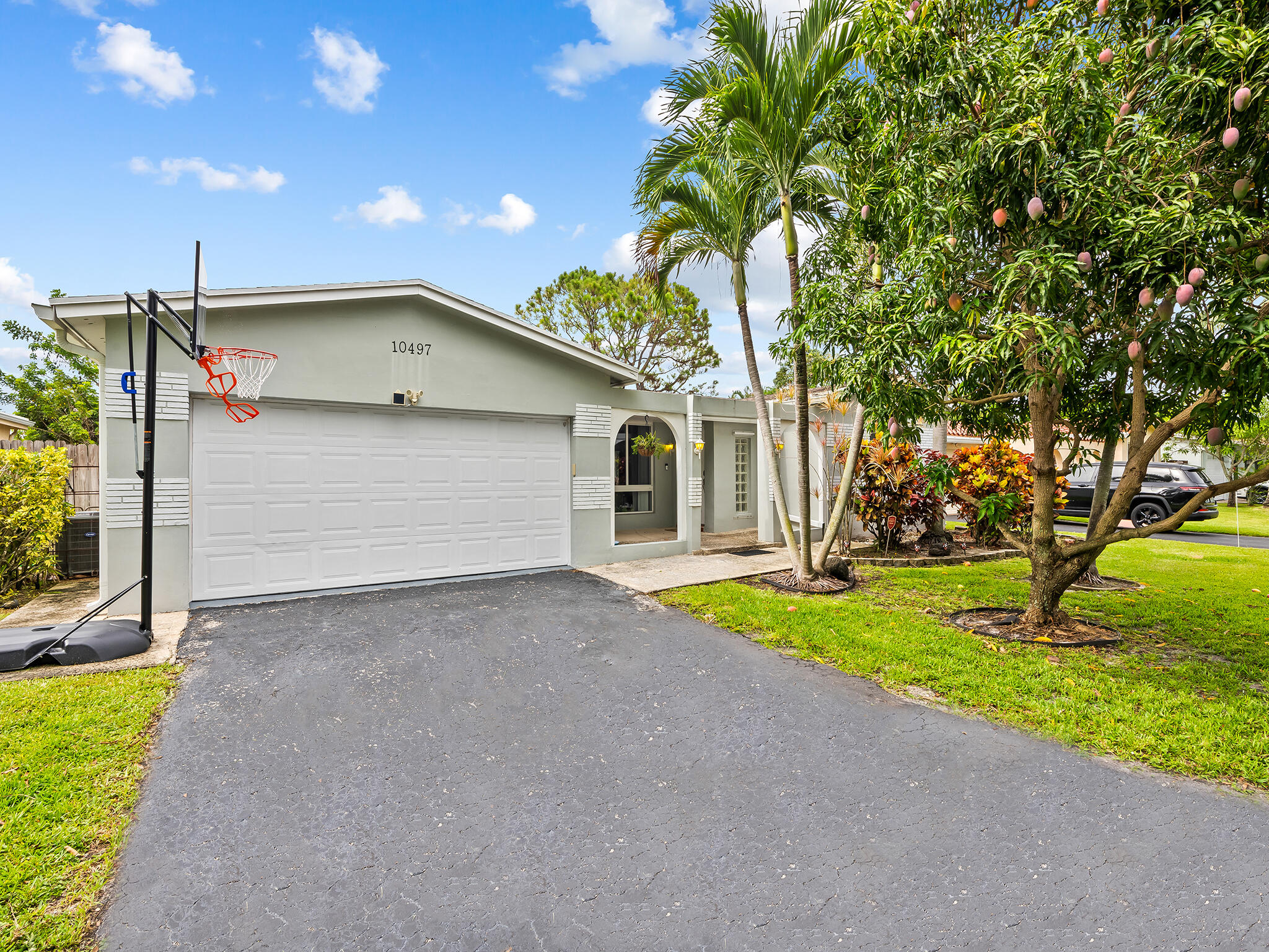 10497 NW 4th, Fort Lauderdale FL 33071