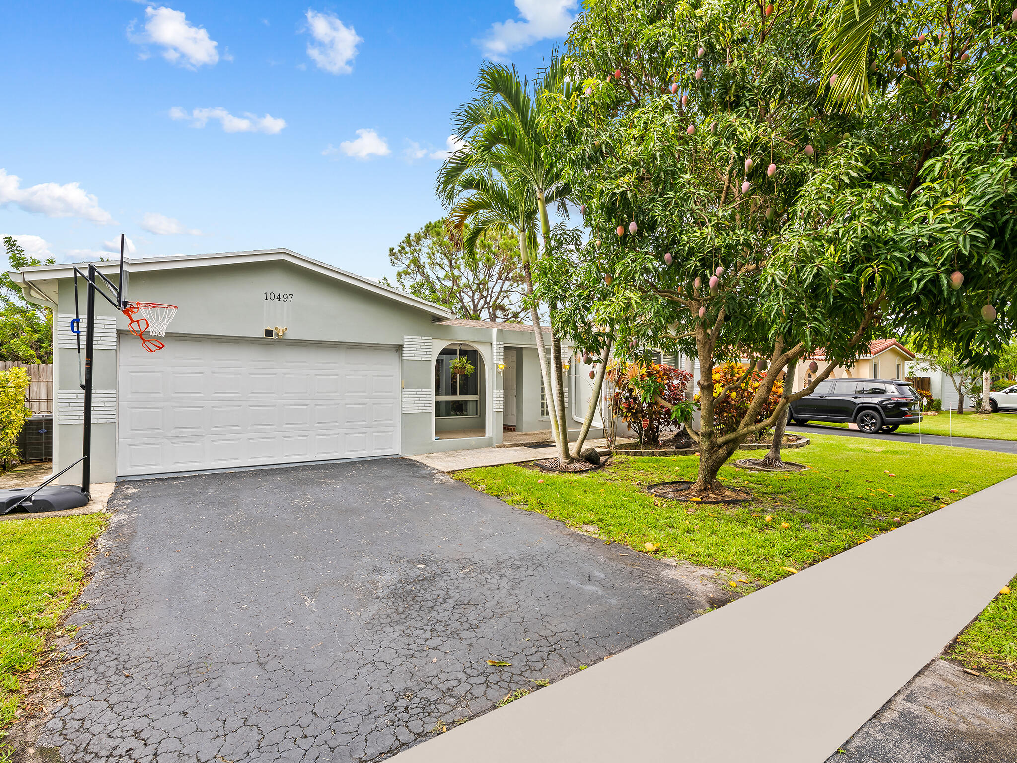 10497 NW 4th, Fort Lauderdale FL 33071