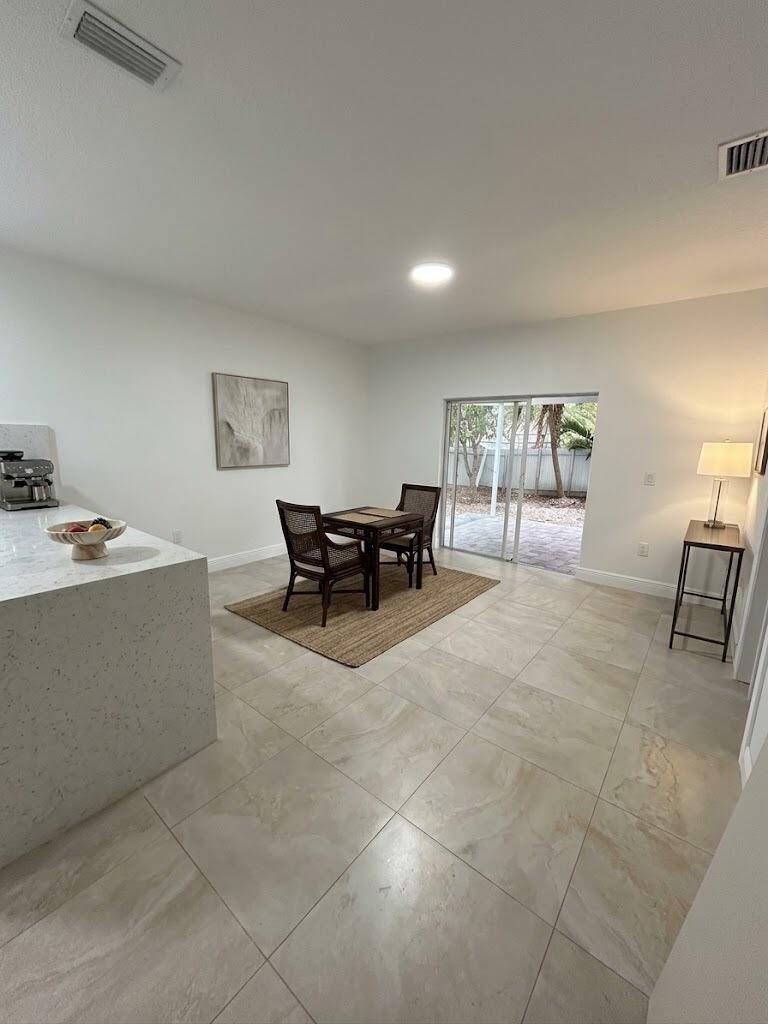 16307 NW 91st, Miami Lakes FL 33018