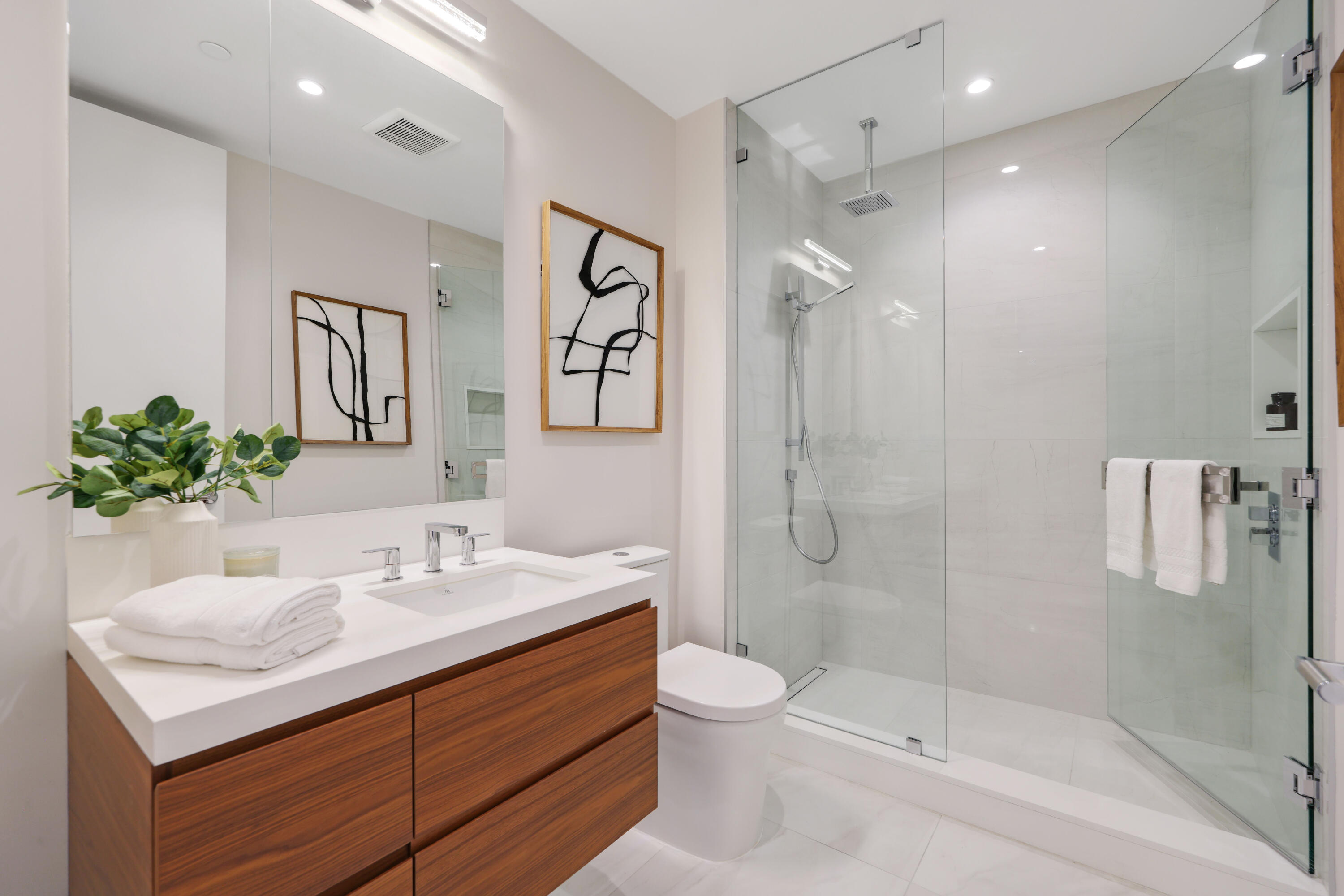210 SE Mizner #301, Boca Raton FL 33432