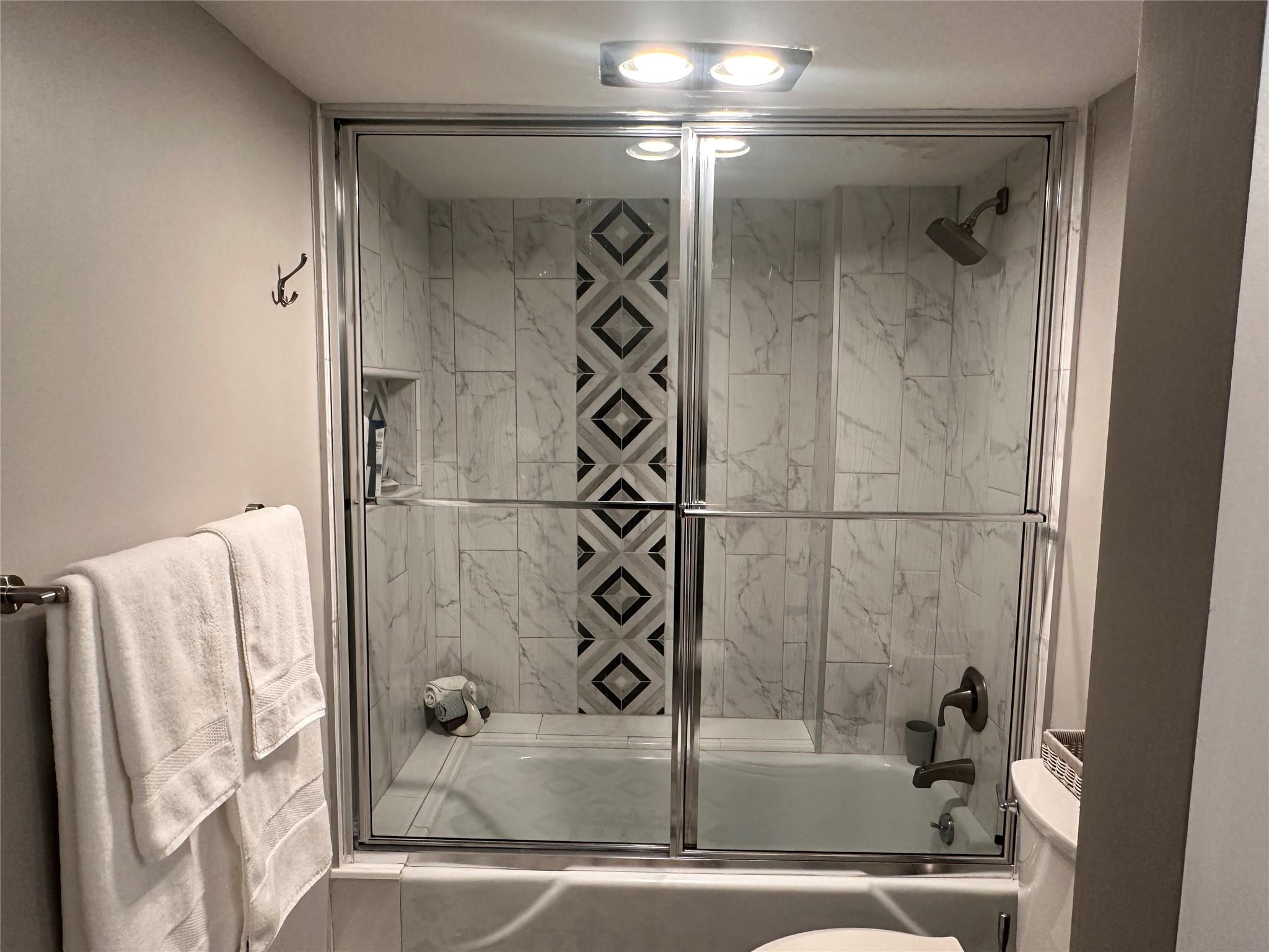 1147 Hillsboro Mile #214, Hillsboro Beach FL 33062