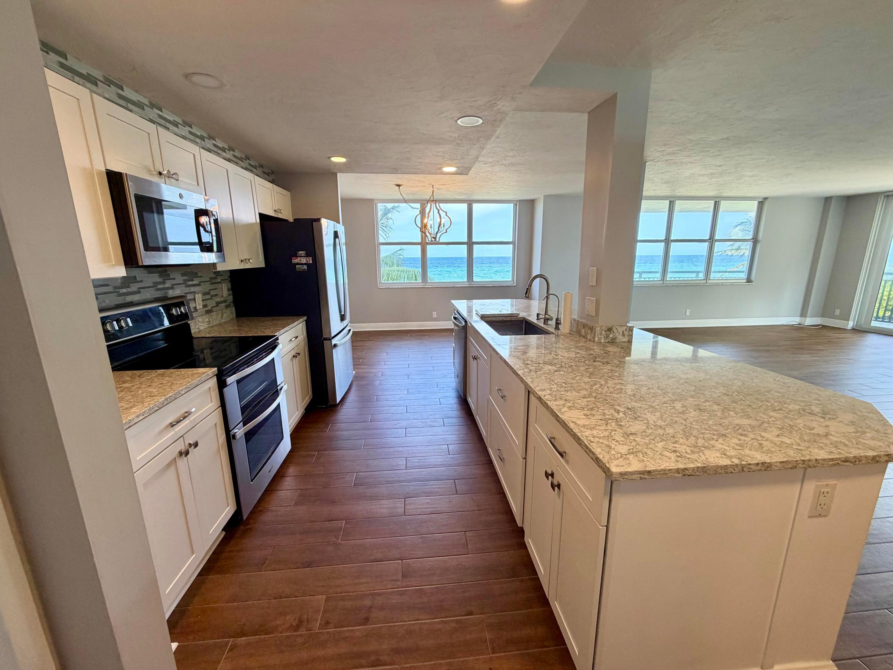 1147 Hillsboro Mile #214, Hillsboro Beach FL 33062