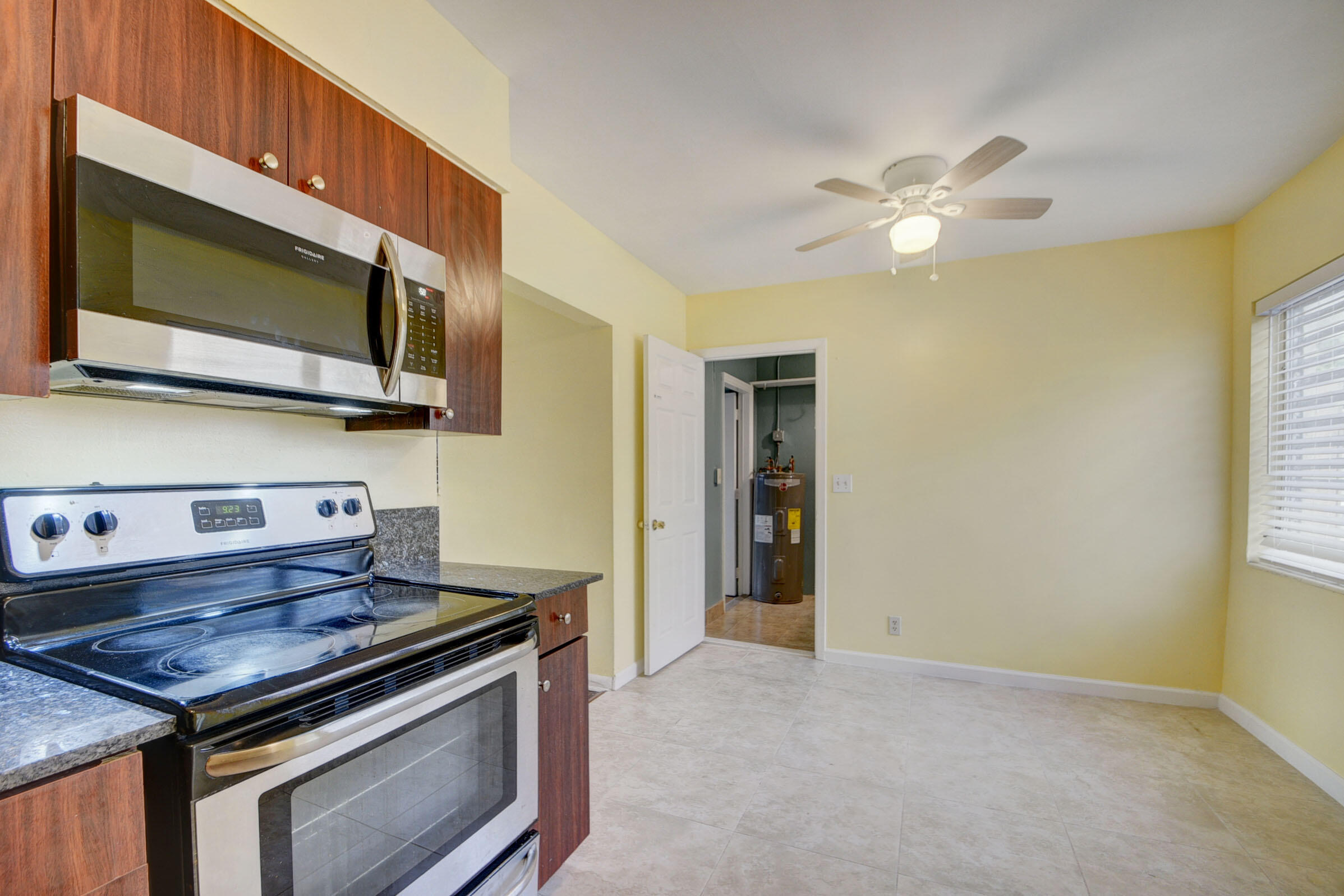 511 Minnesota, Lantana FL 33462