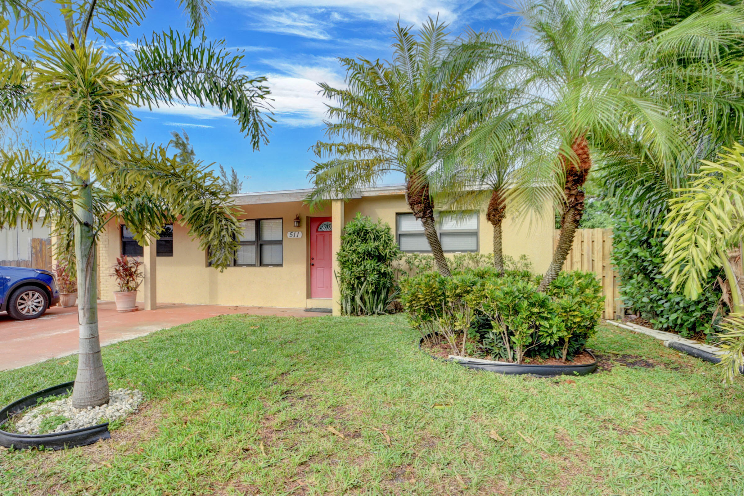 511 Minnesota, Lantana FL 33462