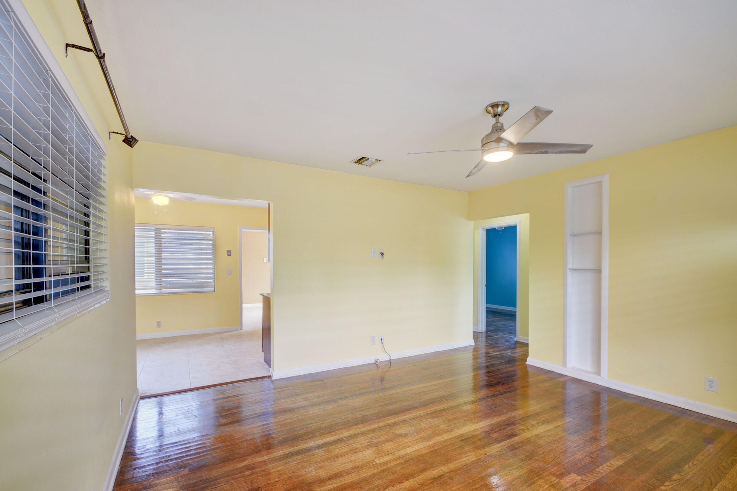 511 Minnesota, Lantana FL 33462
