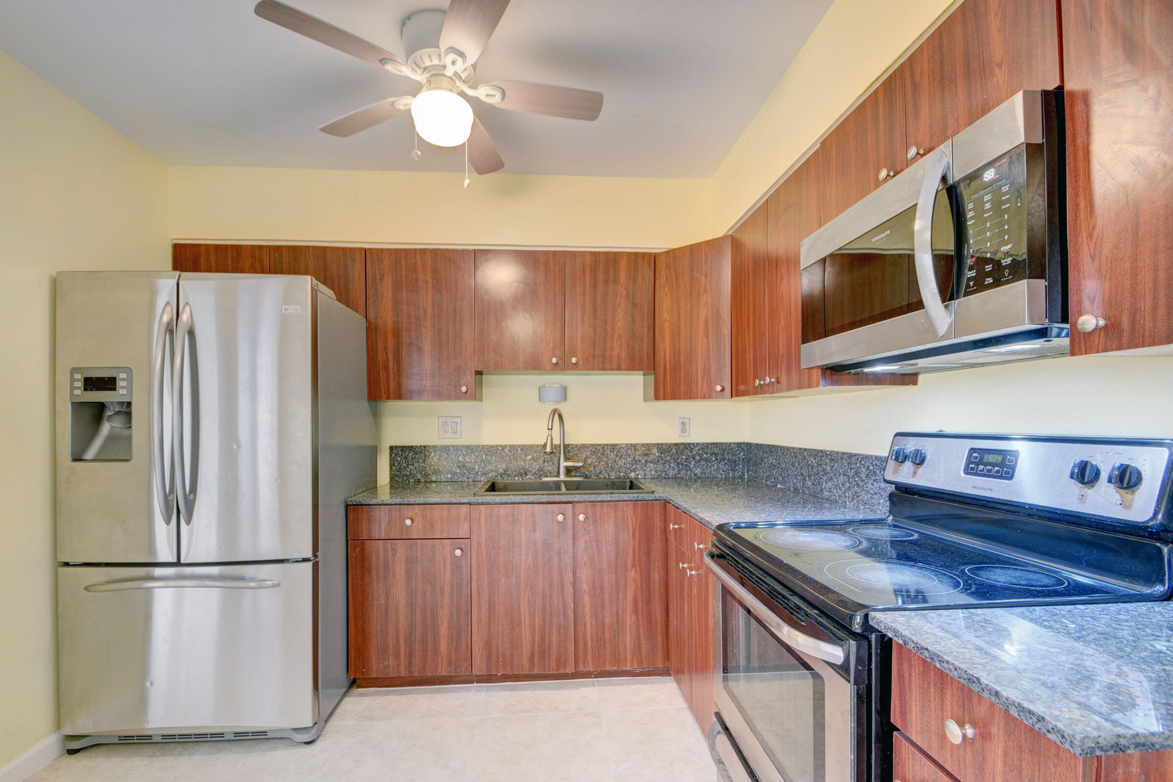 511 Minnesota, Lantana FL 33462