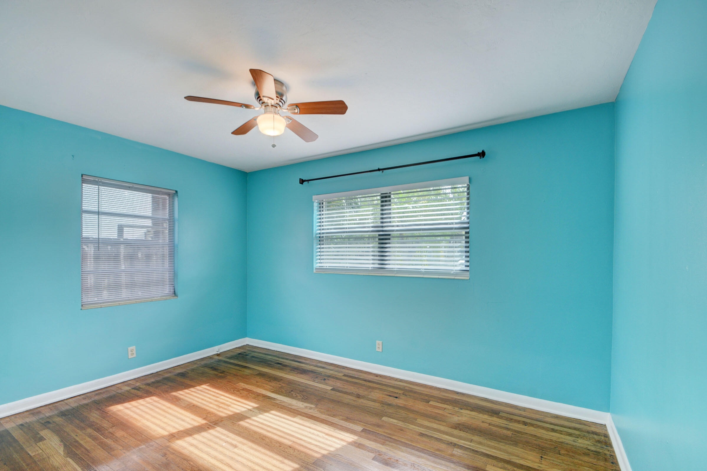 511 Minnesota, Lantana FL 33462