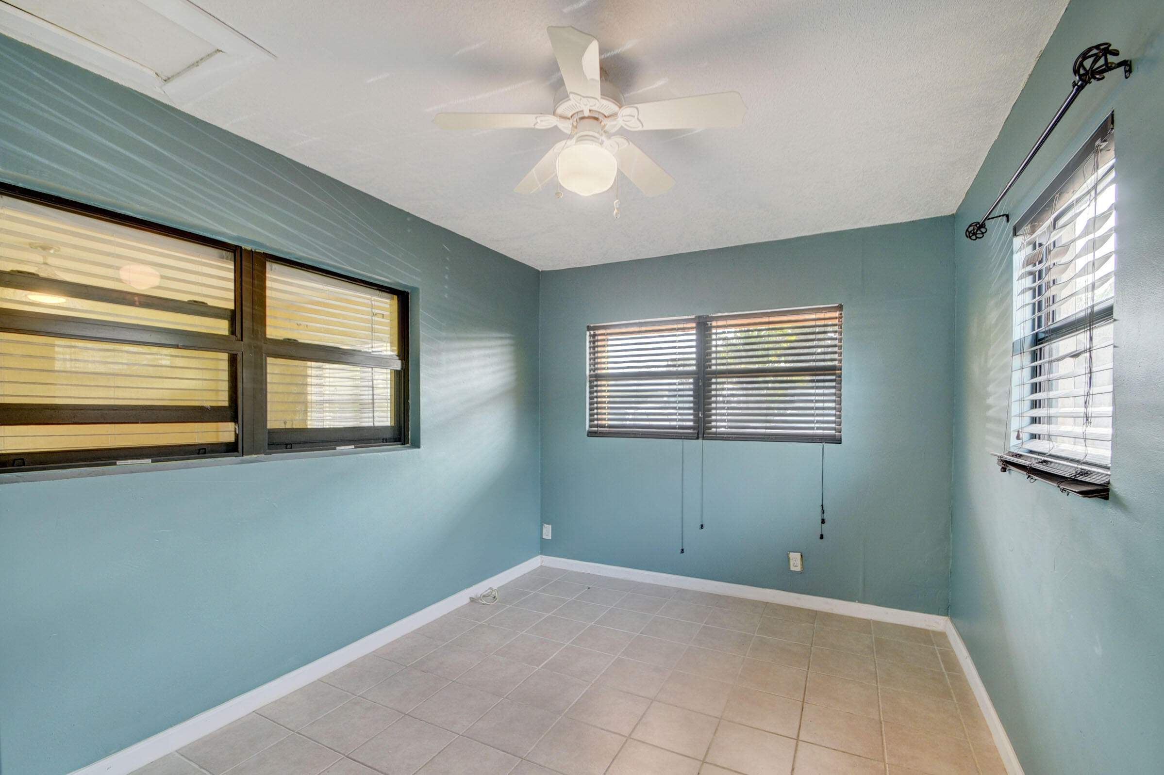 511 Minnesota, Lantana FL 33462