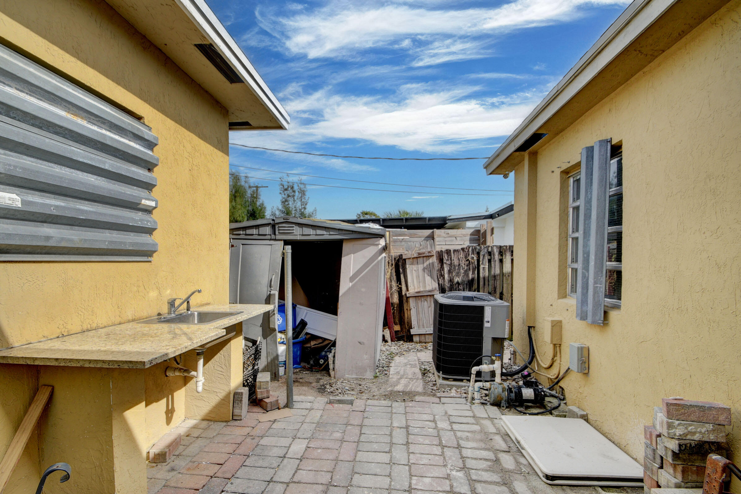 511 Minnesota, Lantana FL 33462