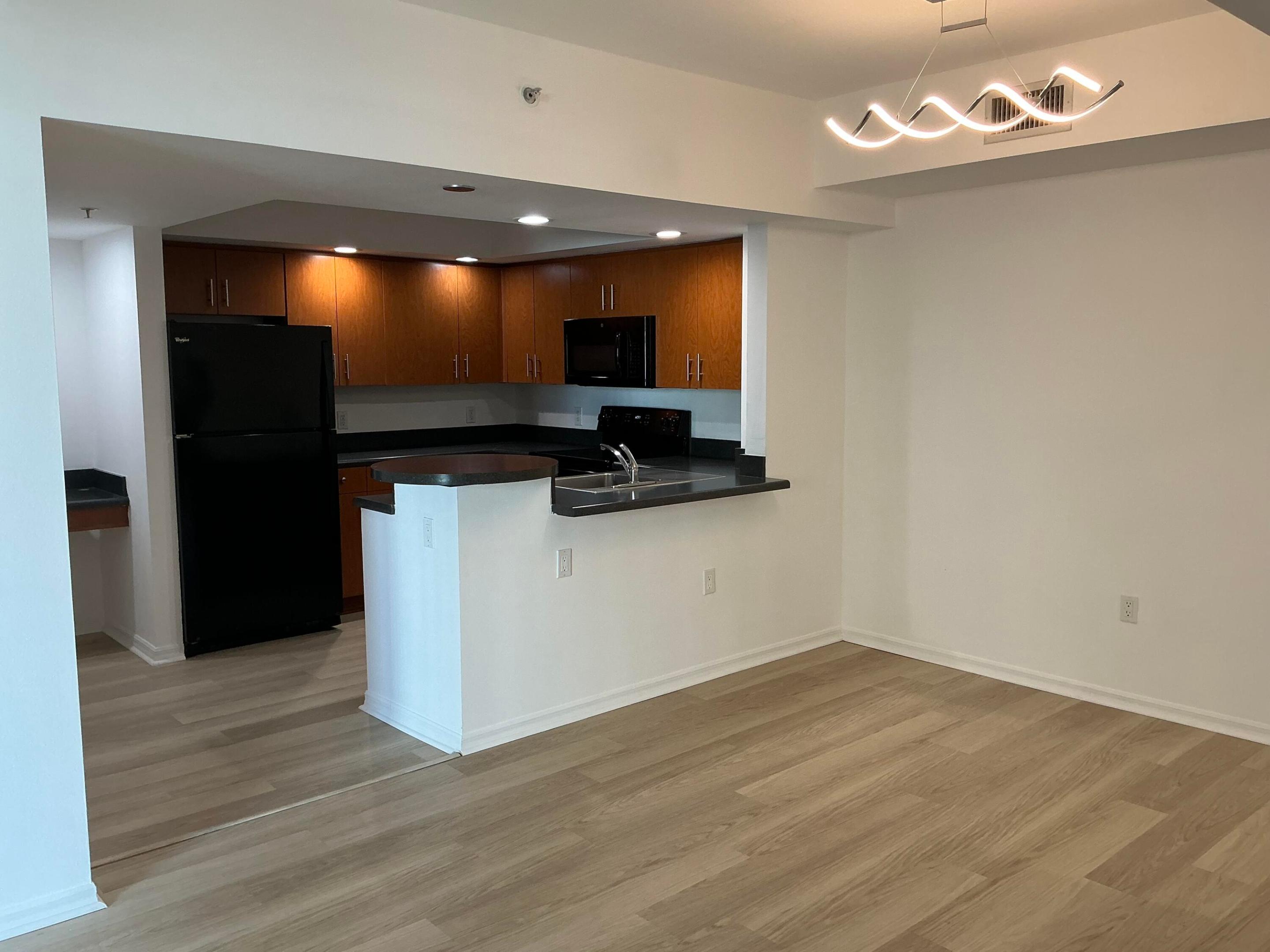 100 N Federal #723, Fort Lauderdale FL 33301